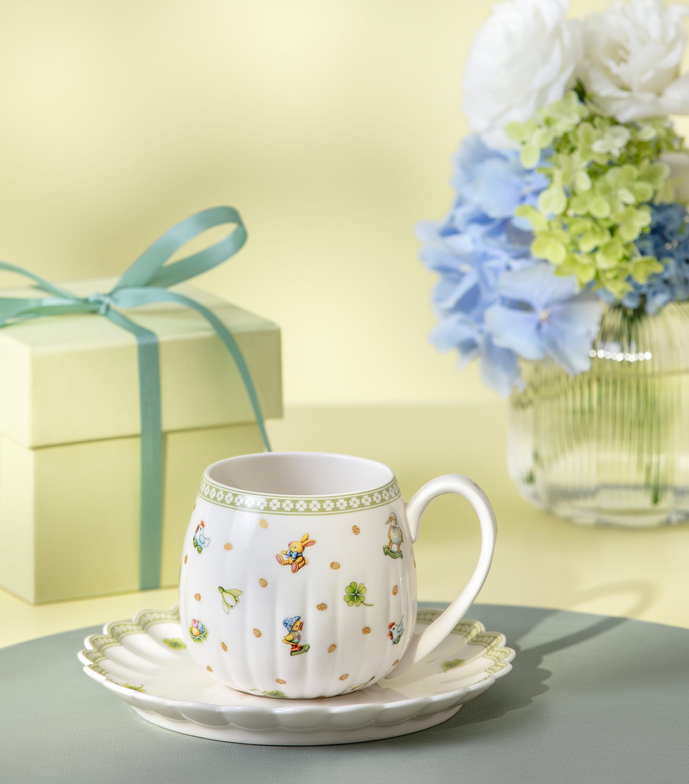 Villeroy & Boch Porcelain Easter Delight Mug Image 4