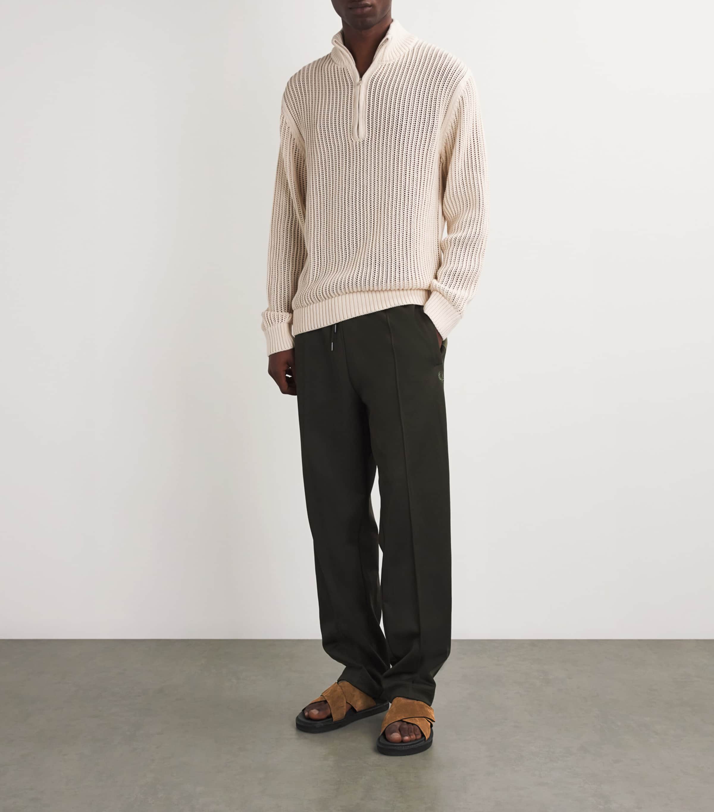 Leather Promenade Cross Sandals DARK BROWN Image 6