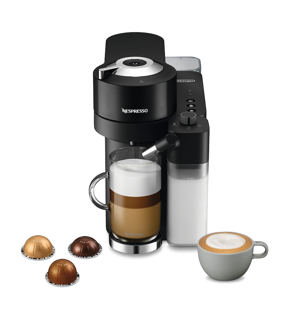 Vertuo Lattissima Coffee Machine BLACK Image 1