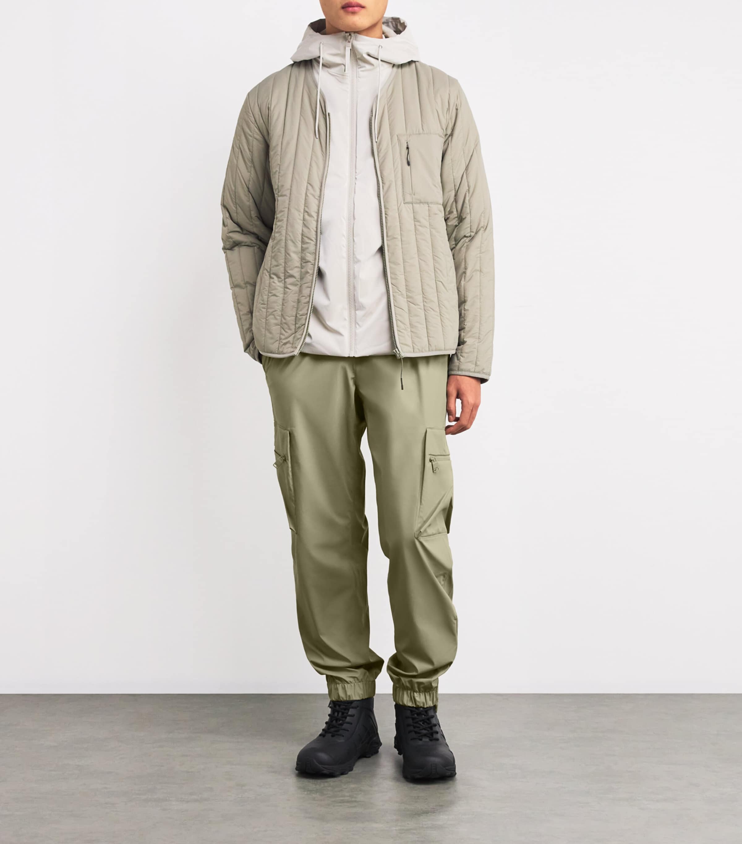 Rains Mens Waterproof Cargo Trousers Drift Image 2