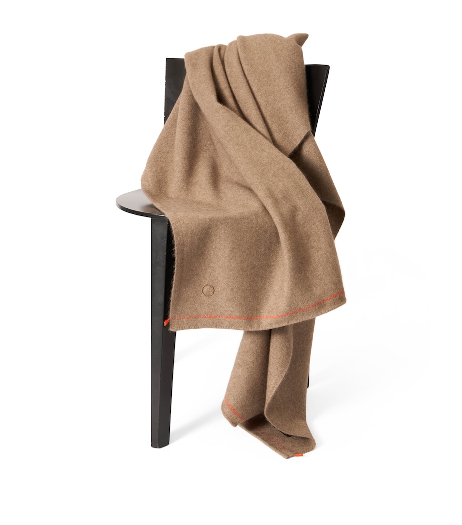 Oyuna Cashmere Sabra Throw (200cm x 145cm) Taupe Image 3