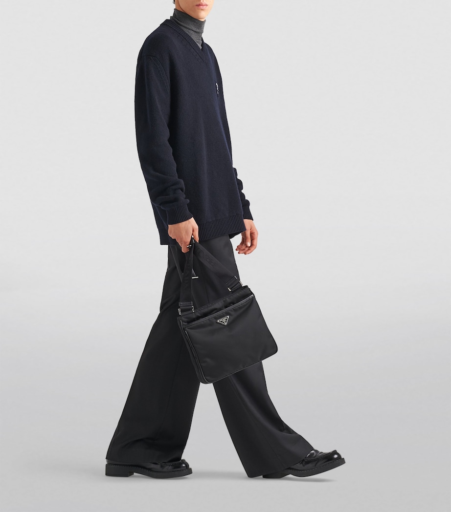 Re-Nylon Shoulder Bag F0002 Image 2