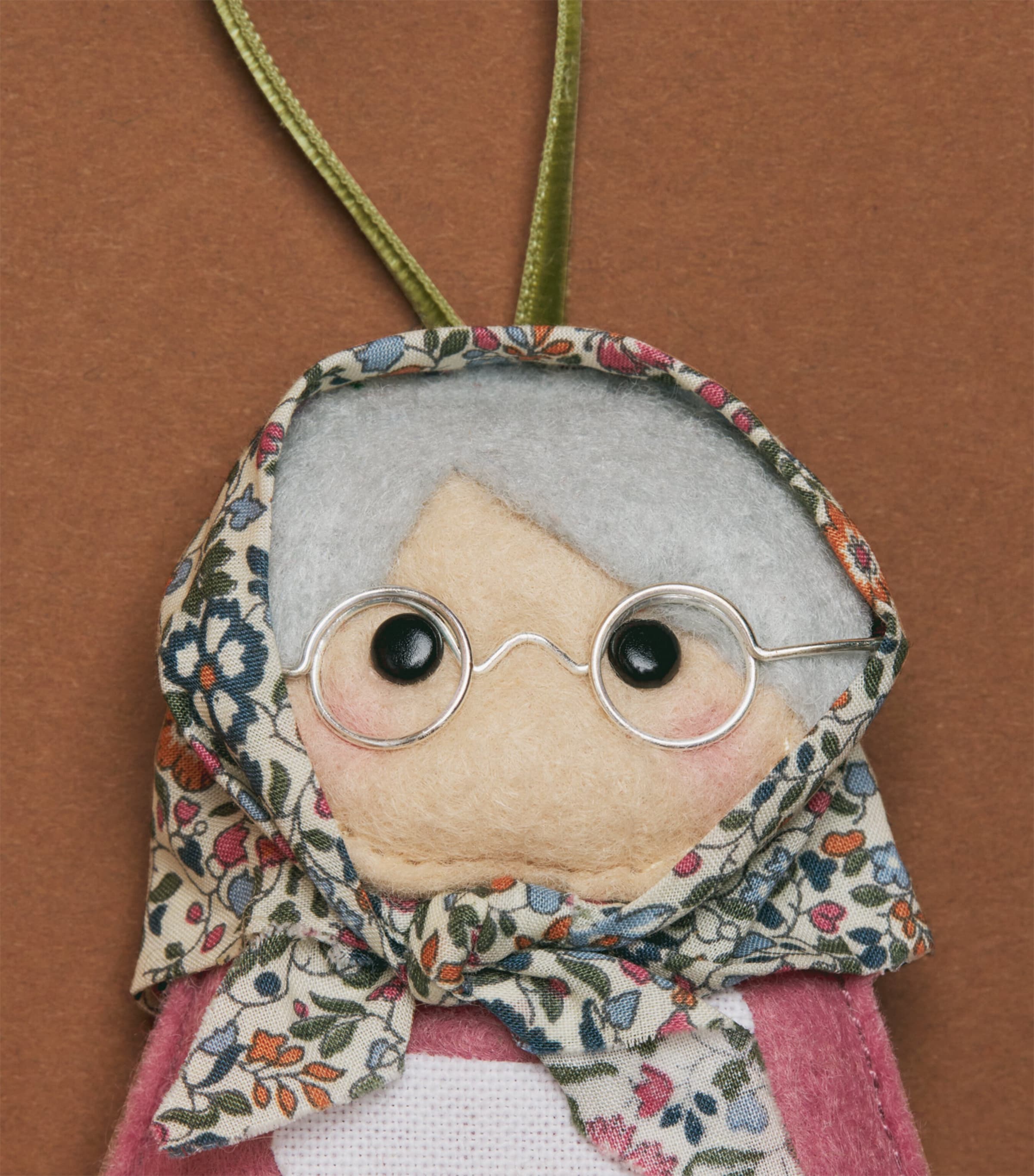 SKETCH.STITCH.LOVE Felt Farmer's Wife Tree Decoration Pink/multi Image 2