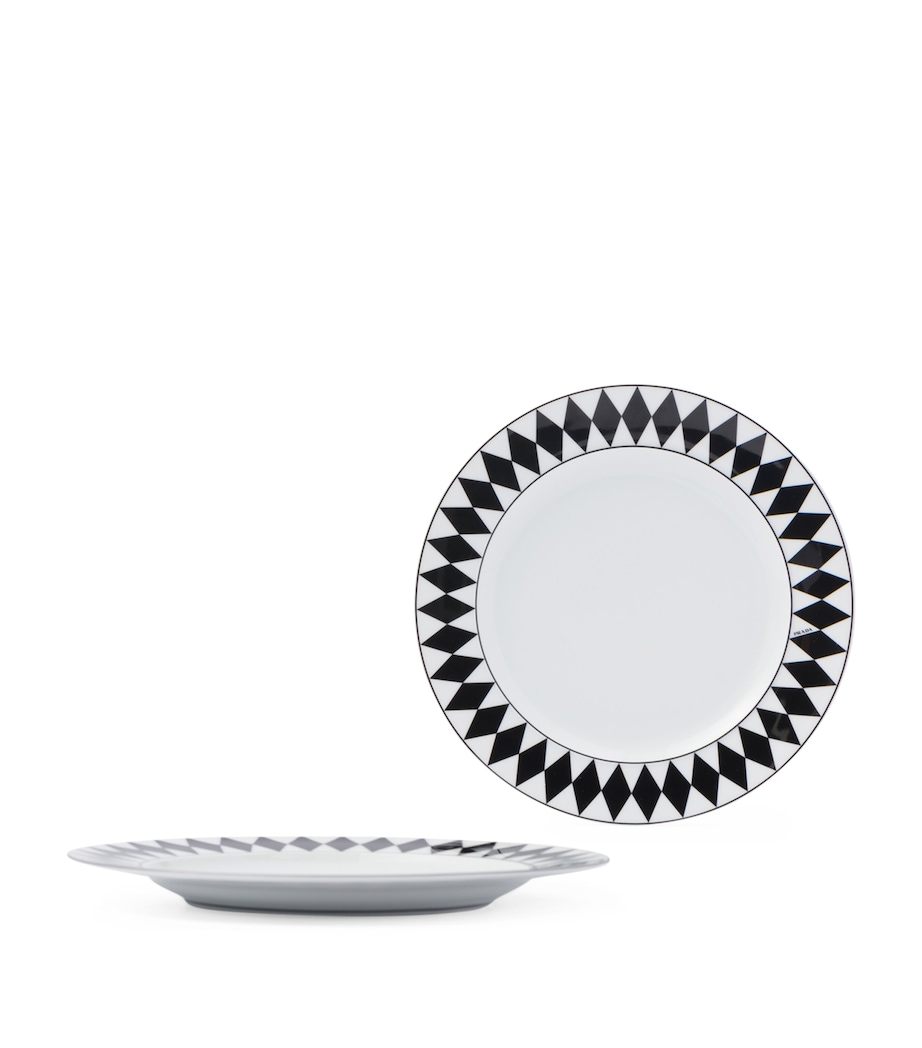 Set of 2 Porcelain Chequerboard Dessert Plates (22cm) F0E5W Image 1