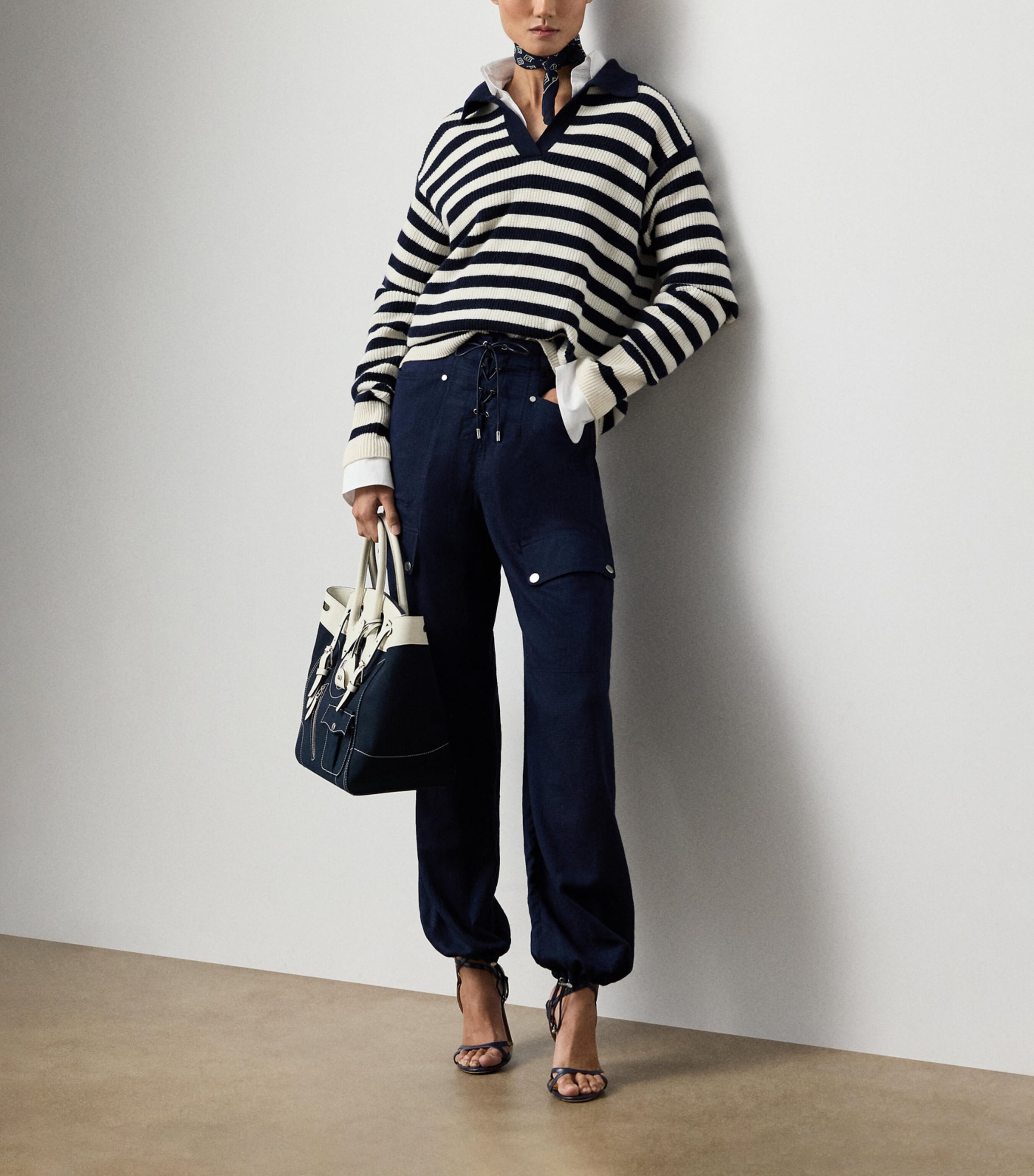 Ralph Lauren Collection Womens Ripstop Briella Cargo Trousers Navy Image 2