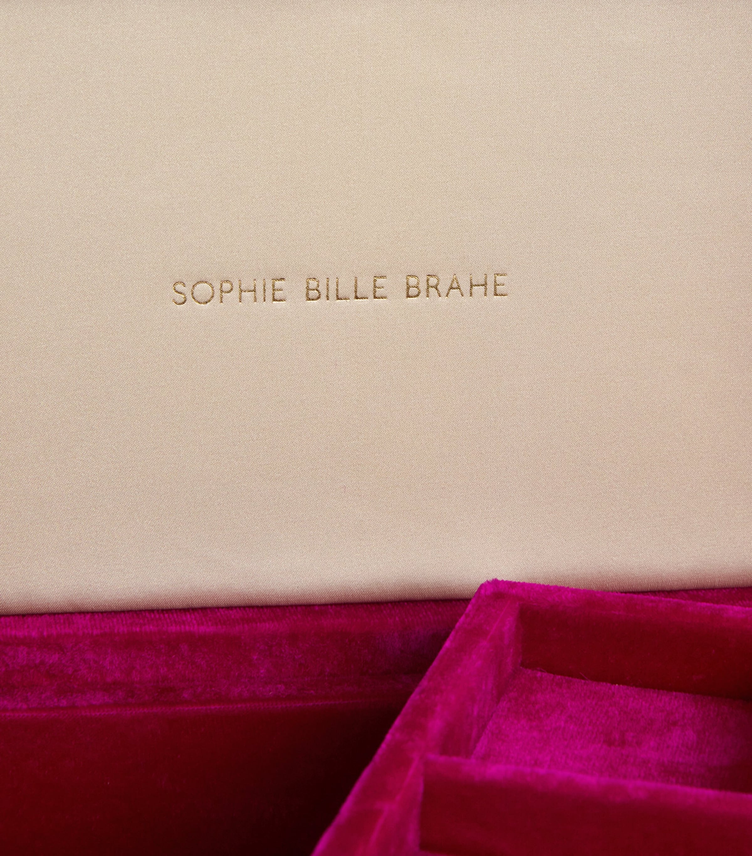 Velvet Silk Tresor Grande Jewellery Box RED Image 4