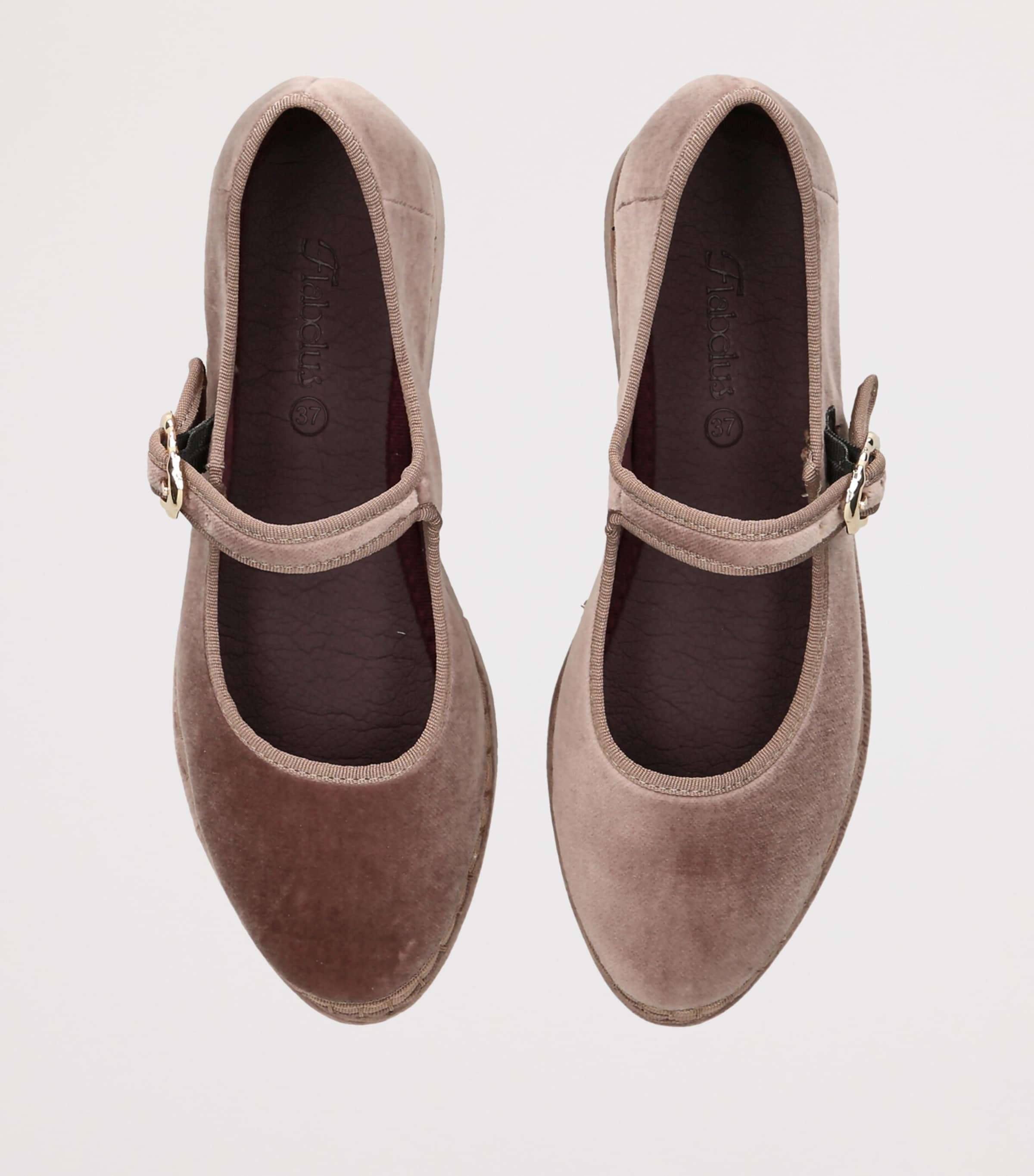 Flabelus Velvet Double Alcmena Mary Janes Brown Image 4