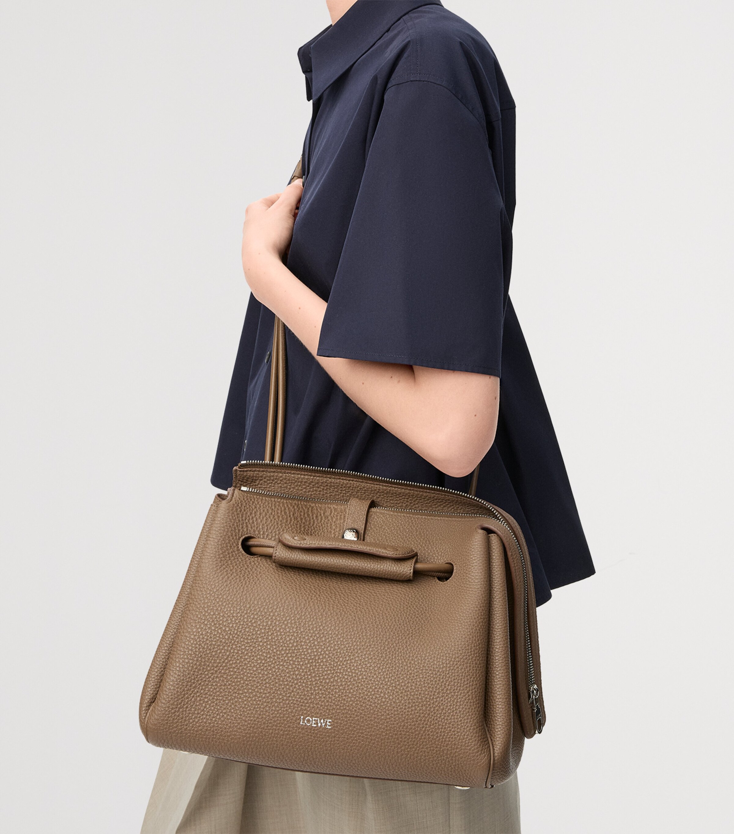 LOEWE Medium Grained Leather Madrid Shoulder Bag Taupe Image 13