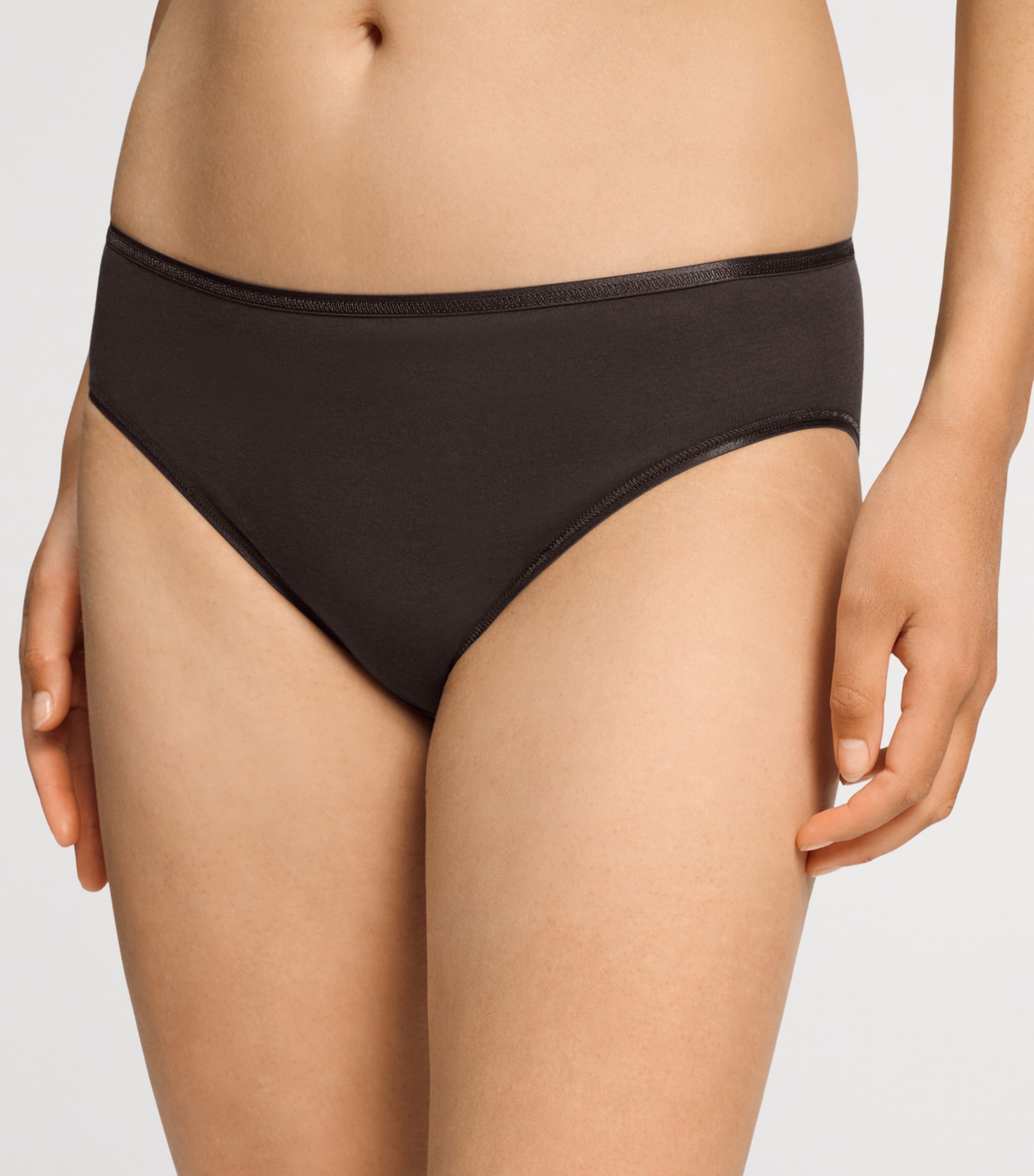 Hanro Womens Cotton Midi Briefs Dark Mocha Image 4