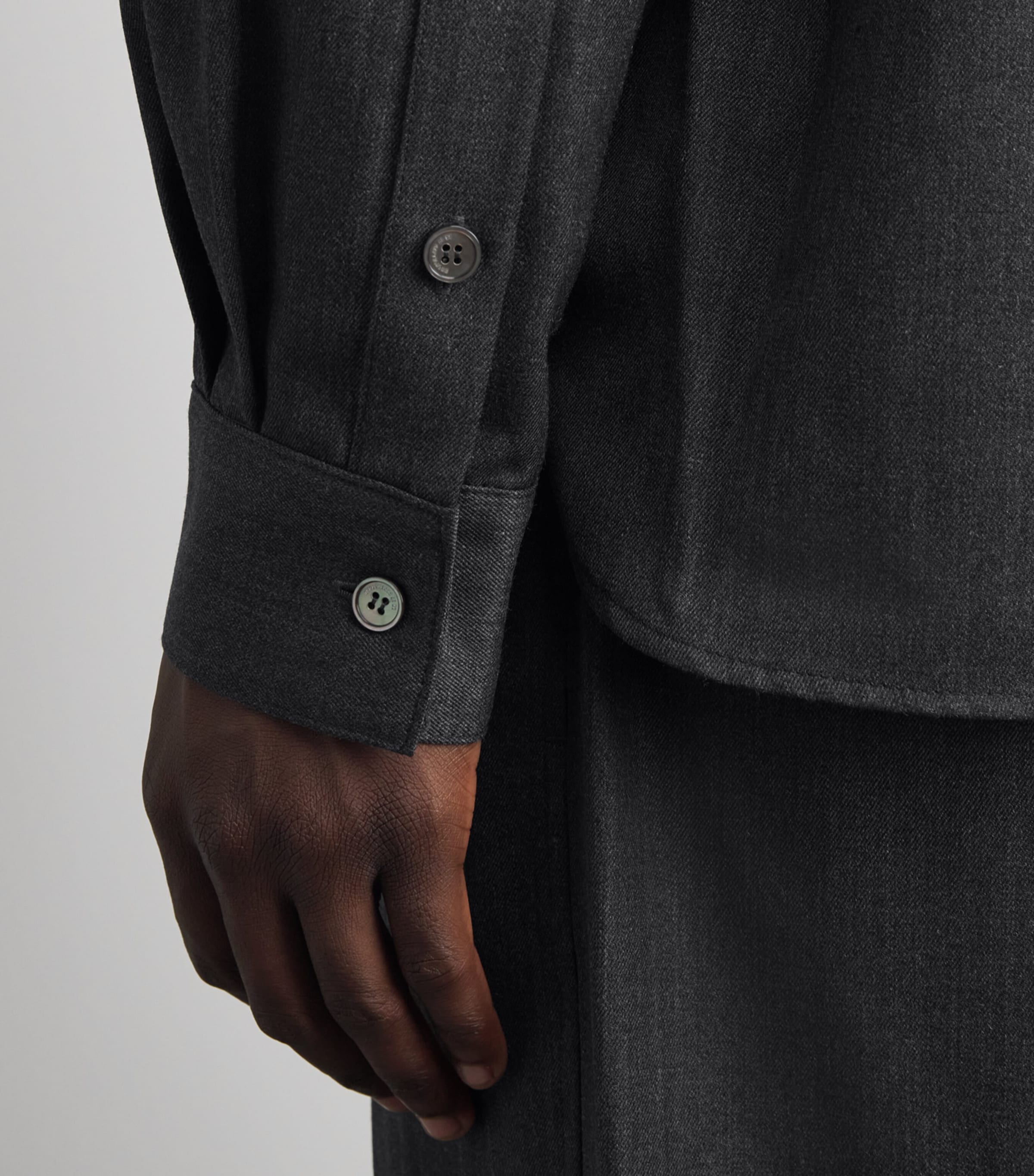 Le 17 Septembre Mens Wool-Blend Two-Pocket Overshirt Grey Image 3