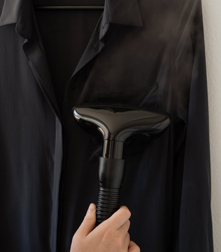 Stratus No.2 Professional Steamer BLACK Image 4