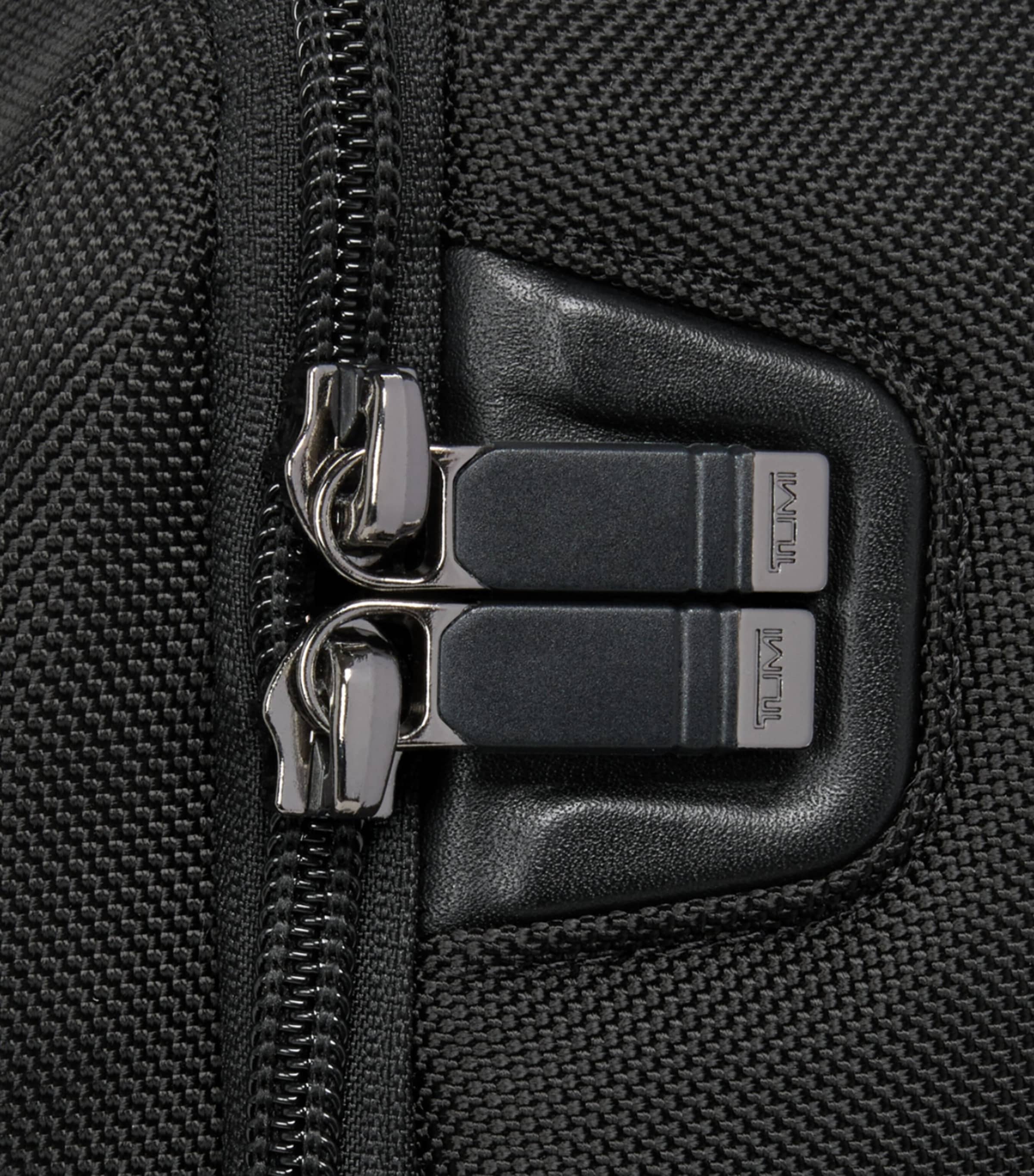 Tumi Medium Alpha 4 Expandable Briefcase (15") Black Image 8