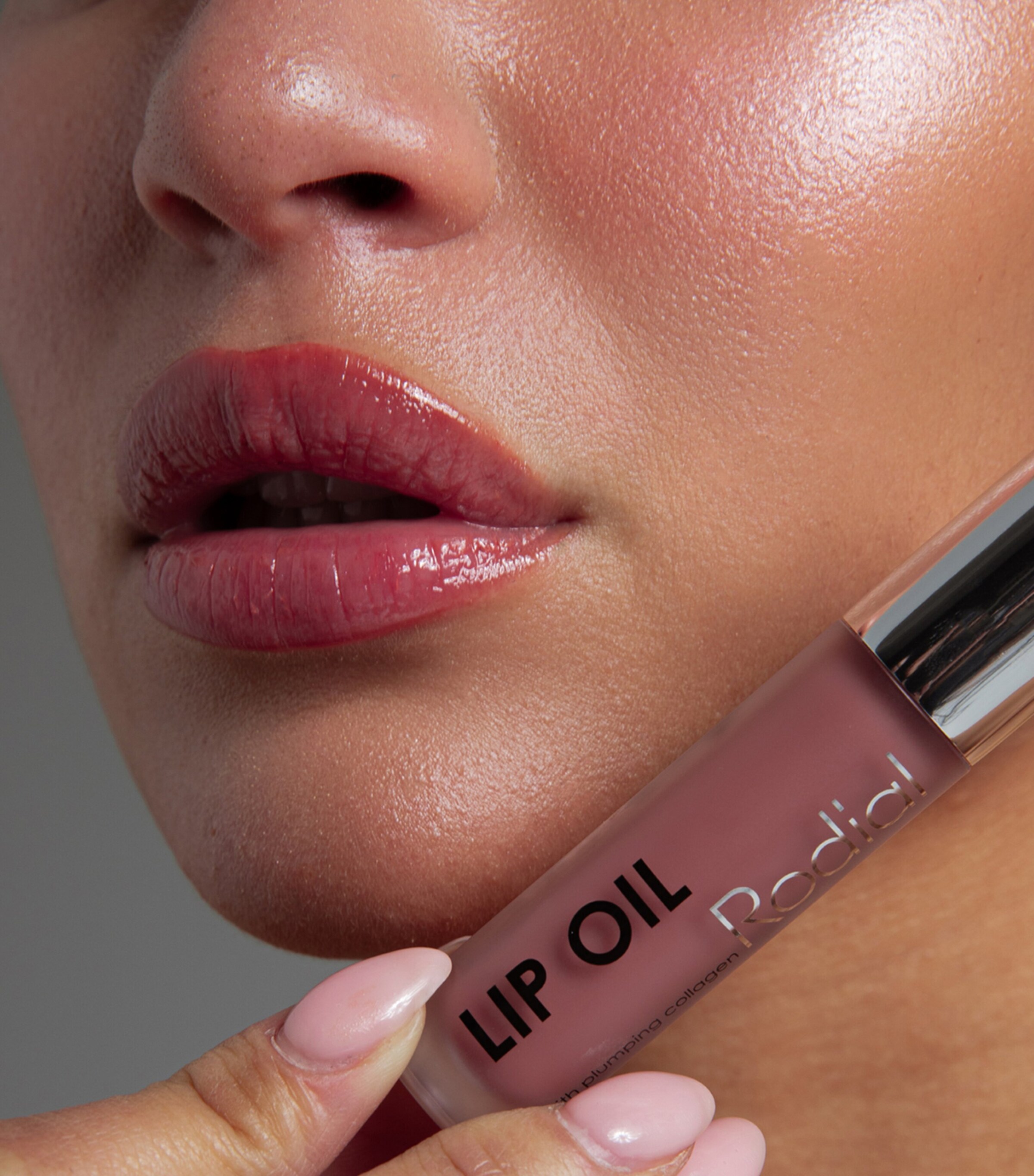 Rodial Lip Oil Wild Plum Image 6