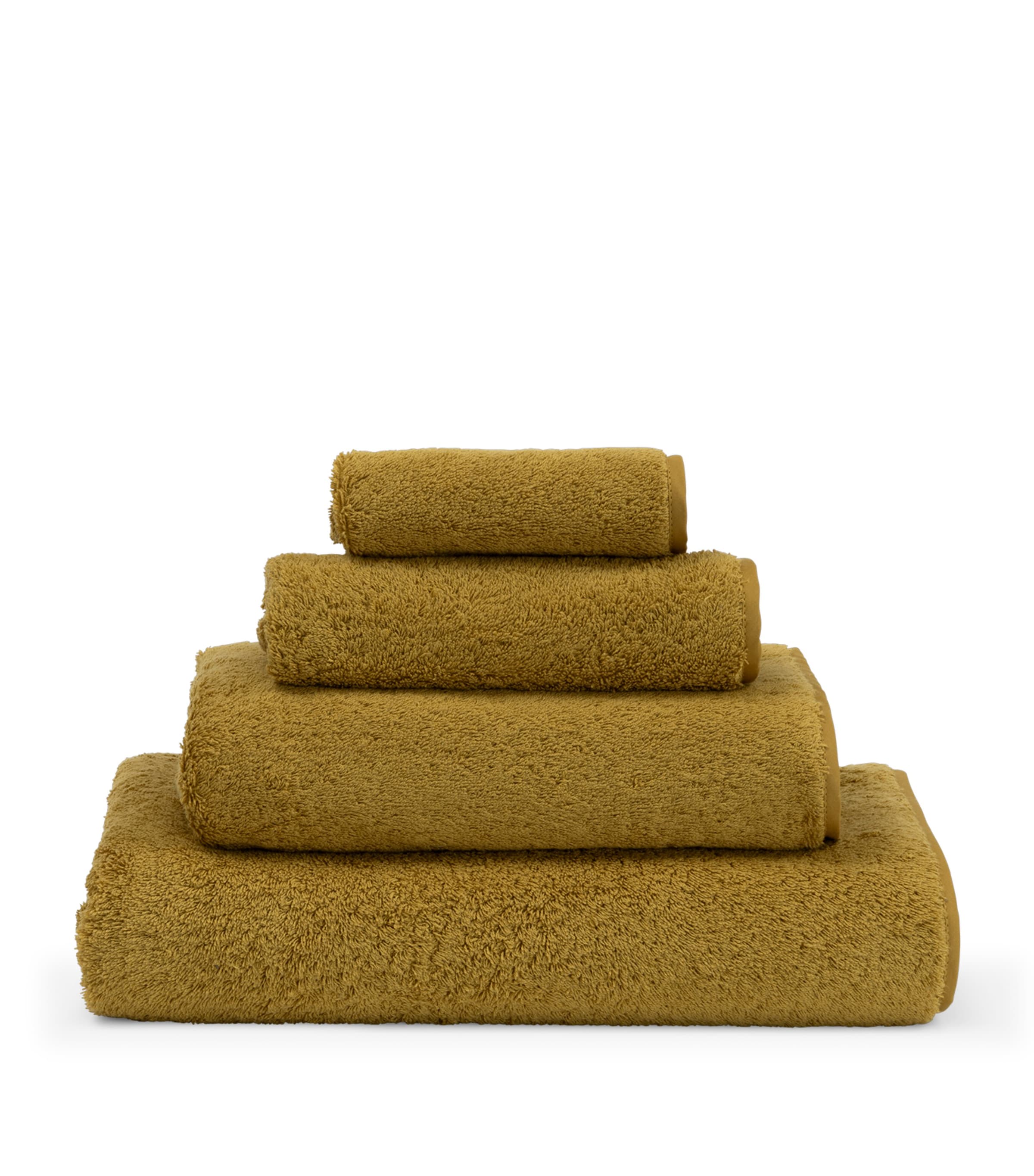 Frette Cotton Unito Hand Towel (60cm x 110cm) Amber Glow Image 1