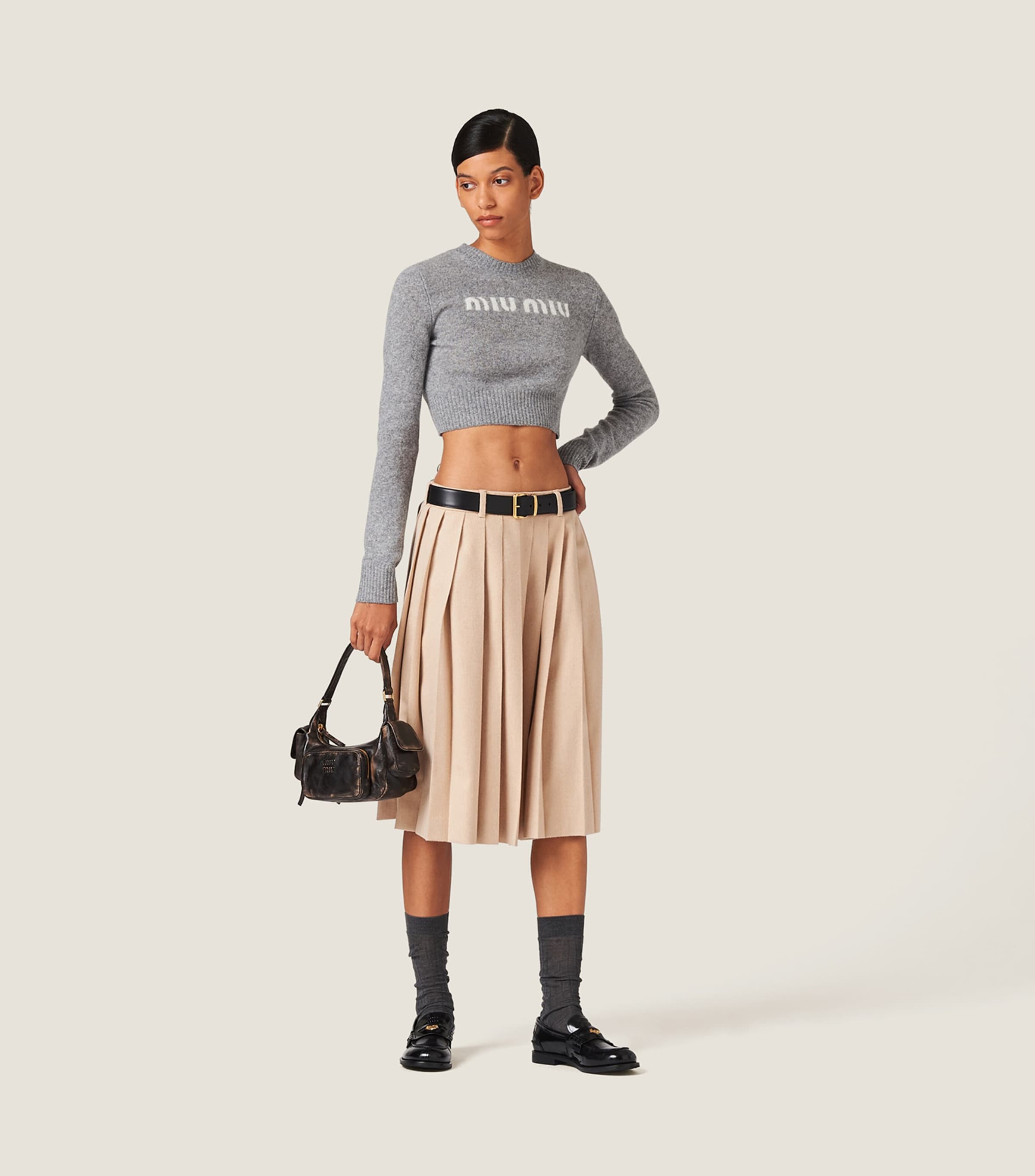 Cashmere Logo Sweater F0031 Image 3