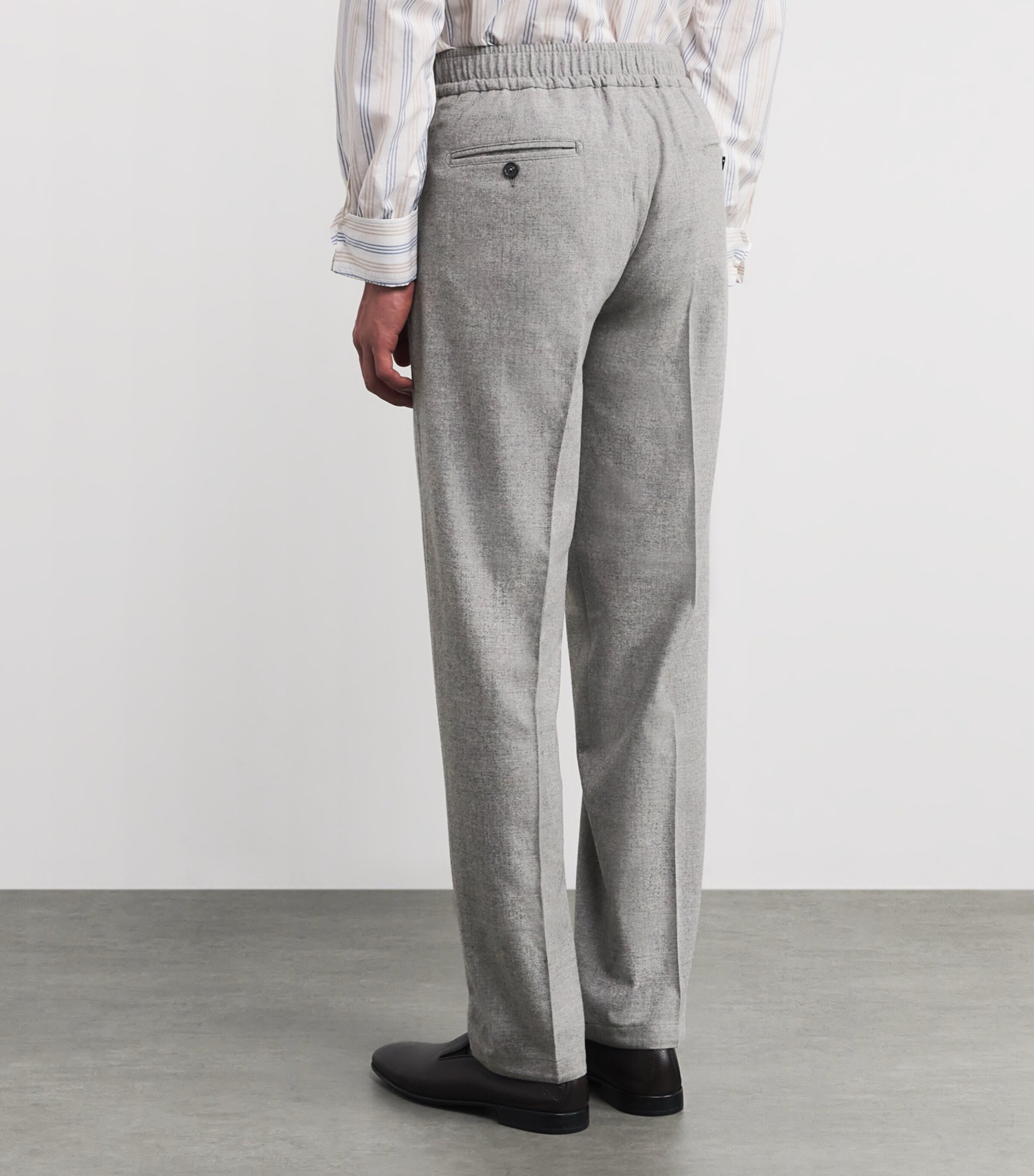 Wool-Blend Pleated Trousers 930 Image 4