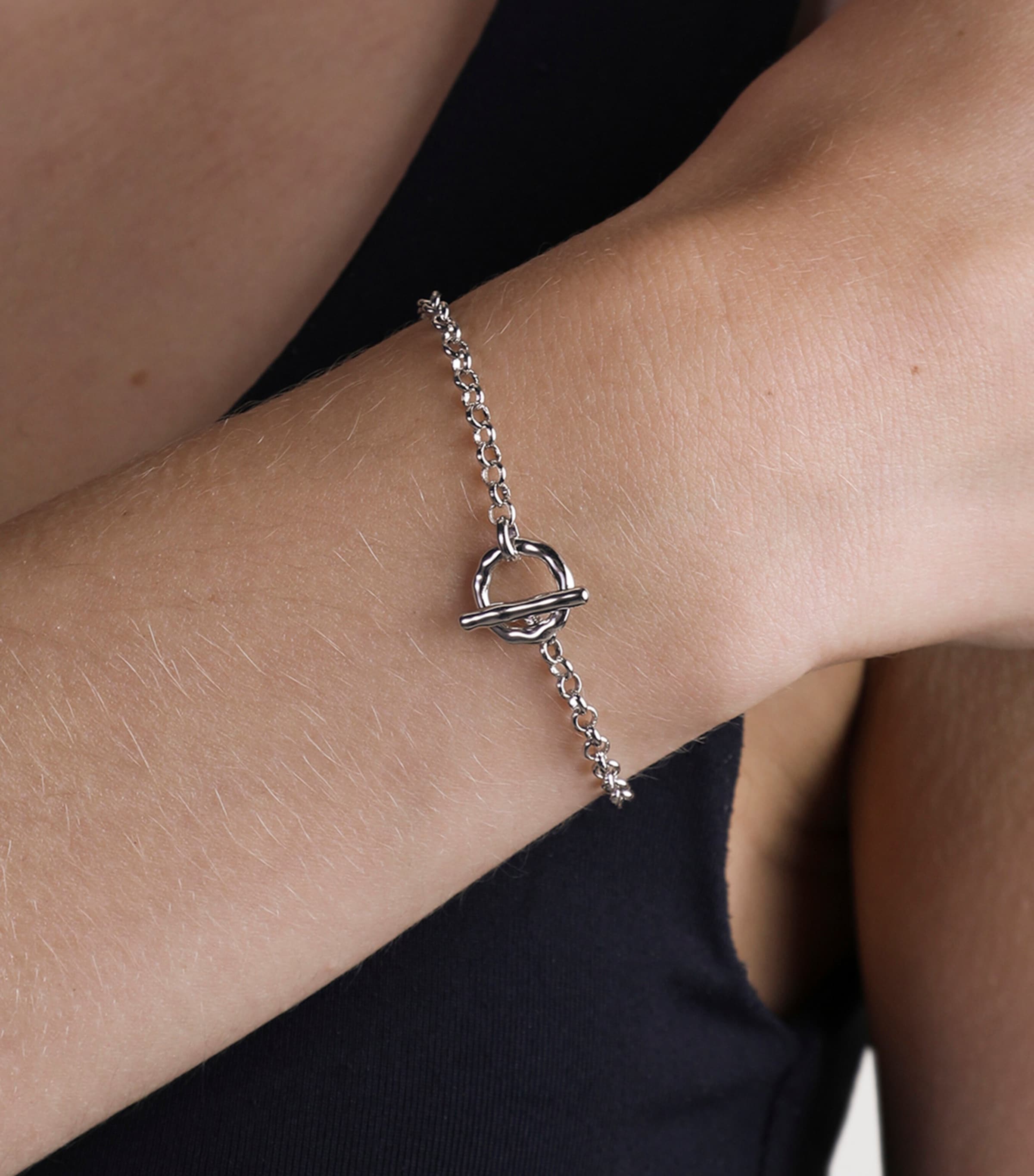 Rhodium-Plated T-Bar Rolo Chain Bracelet SILVER Image 2