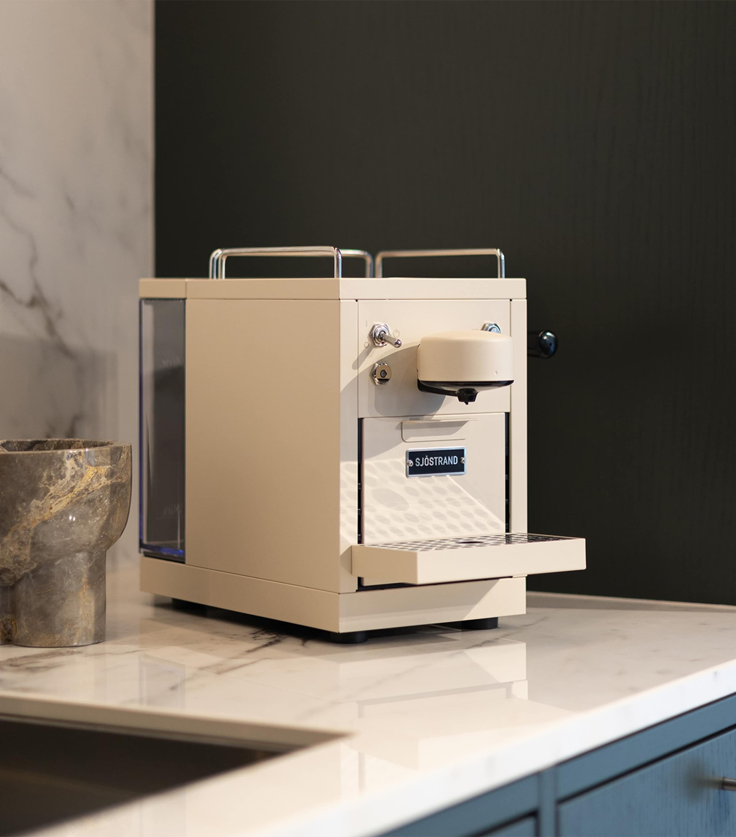 The Original Capsule Coffee Machine BEIGE Image 3