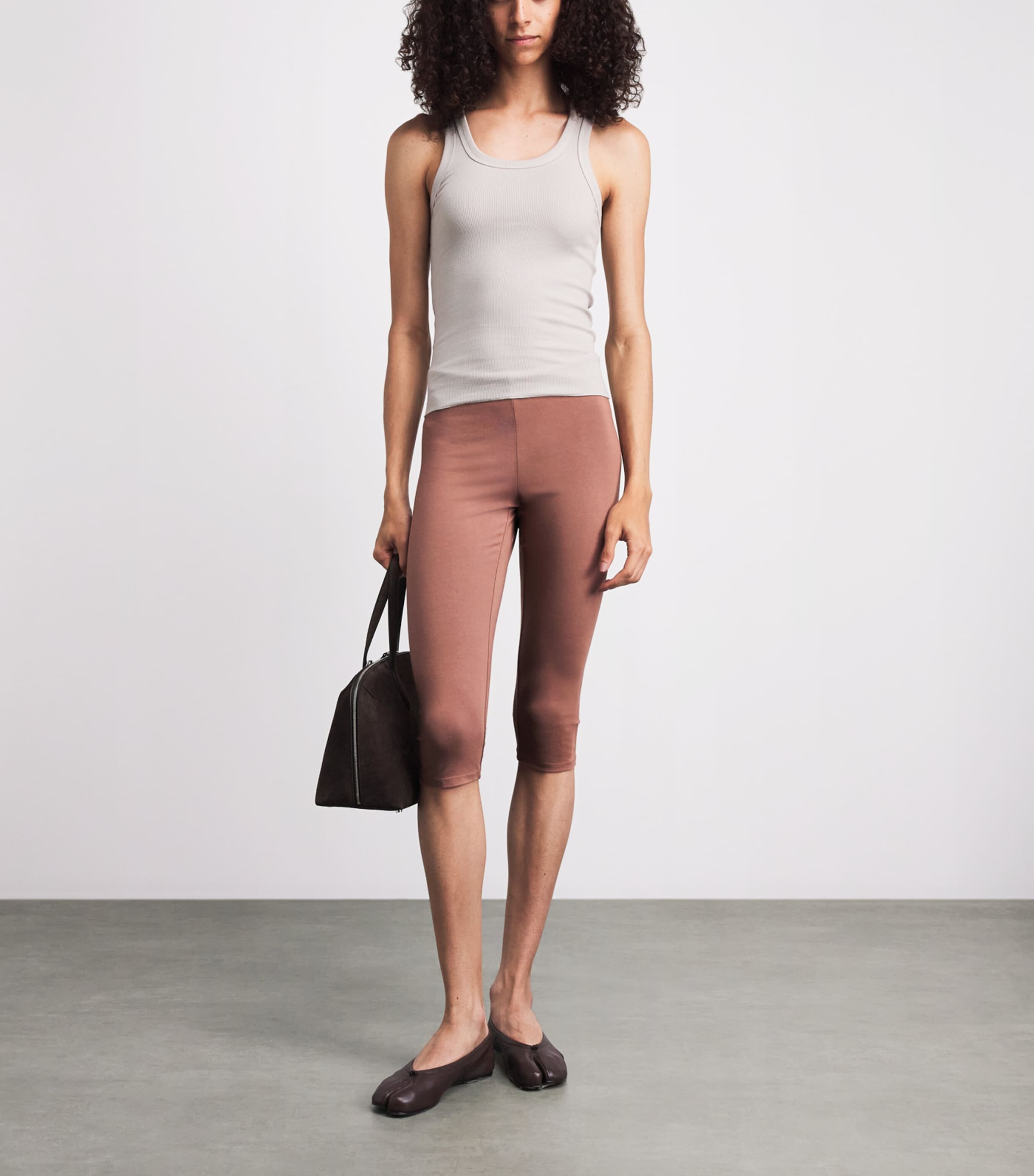 Skims Womens Smooth Layers Capris Nutmeg Image 2