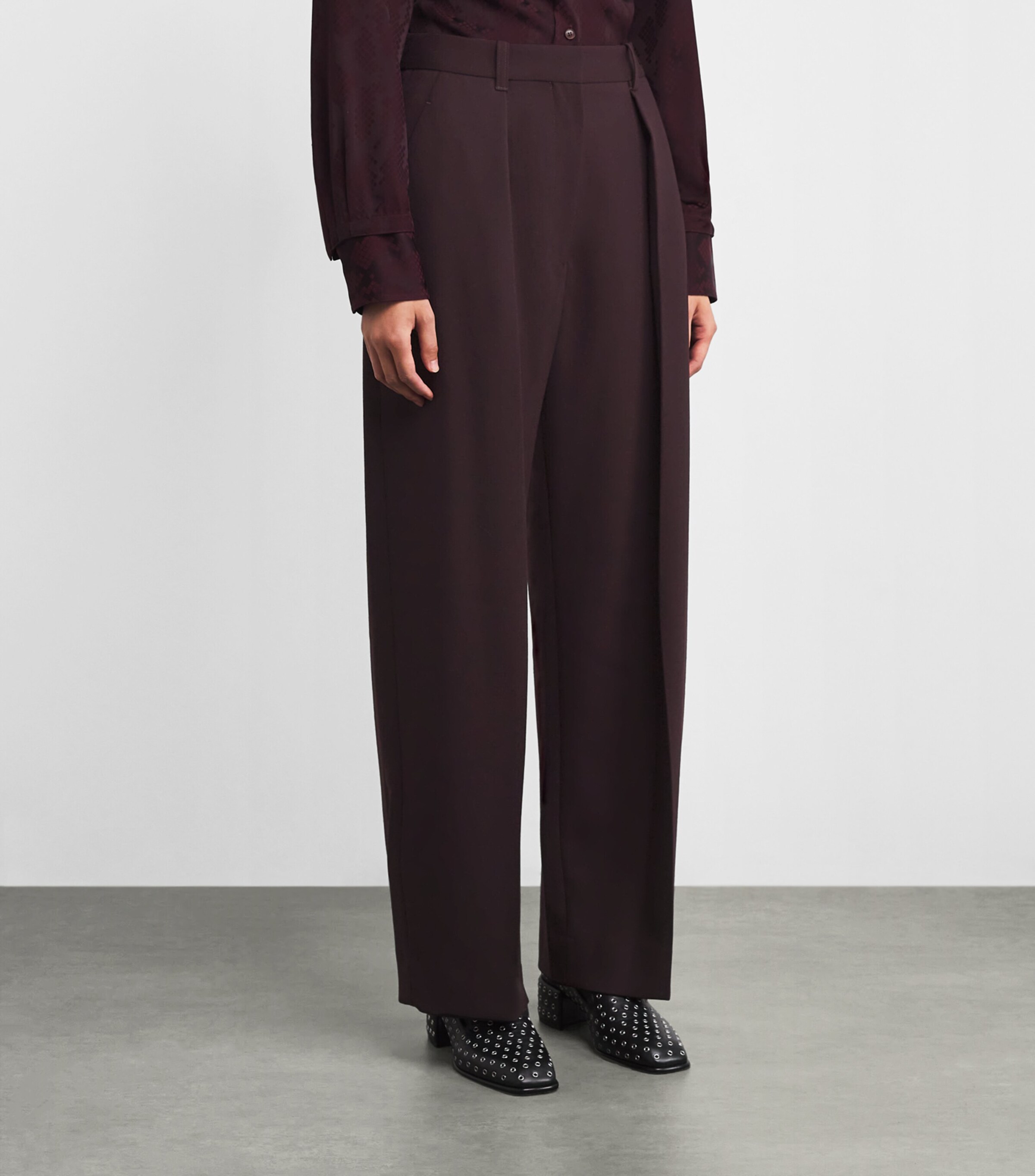 Pleated Wide-Leg Trousers 8849 DEEP MAHOGANY Image 3