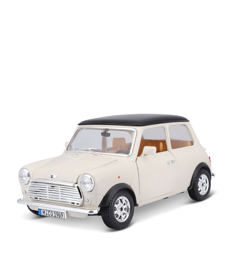 Bburago 1969 Mini Cooper 1:18 Model Image 1