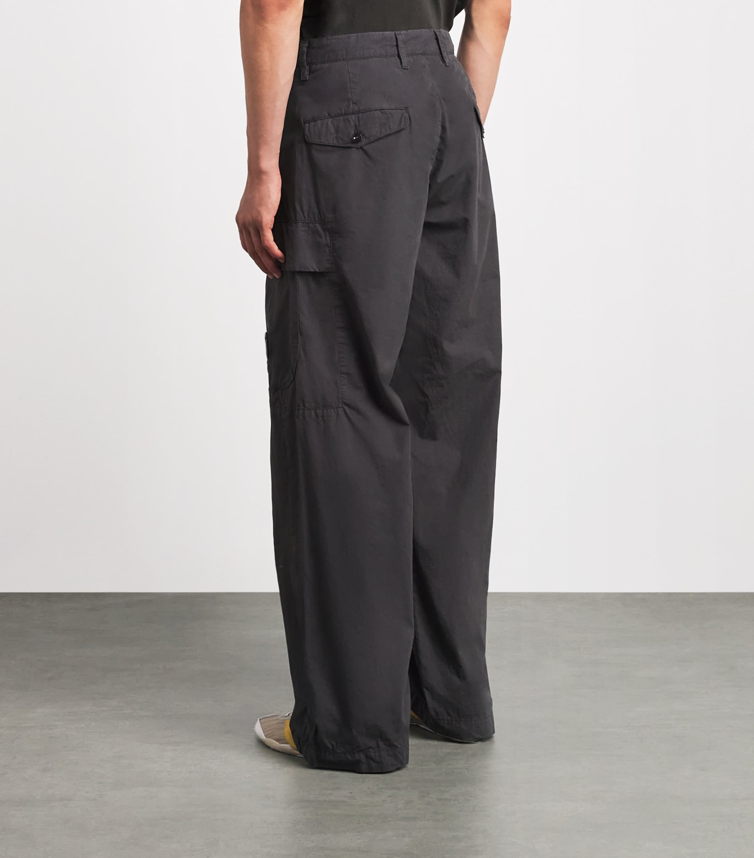 C.P. Company Mens Micro-Reps Lens Cargo Trousers Image 5