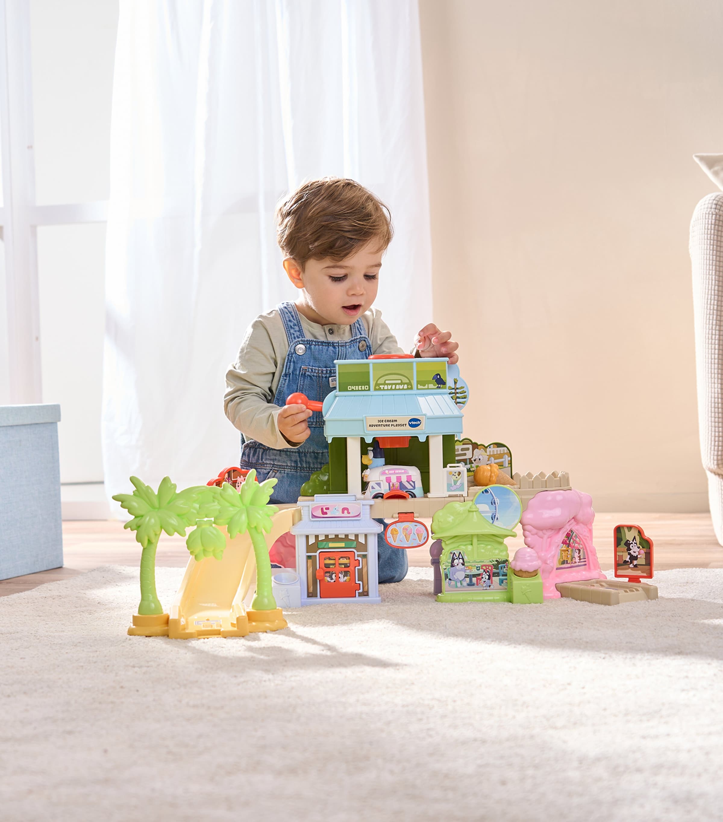 VTech Toot-Toot Drivers Bluey: Ice Cream Adventure Play Set Image 5