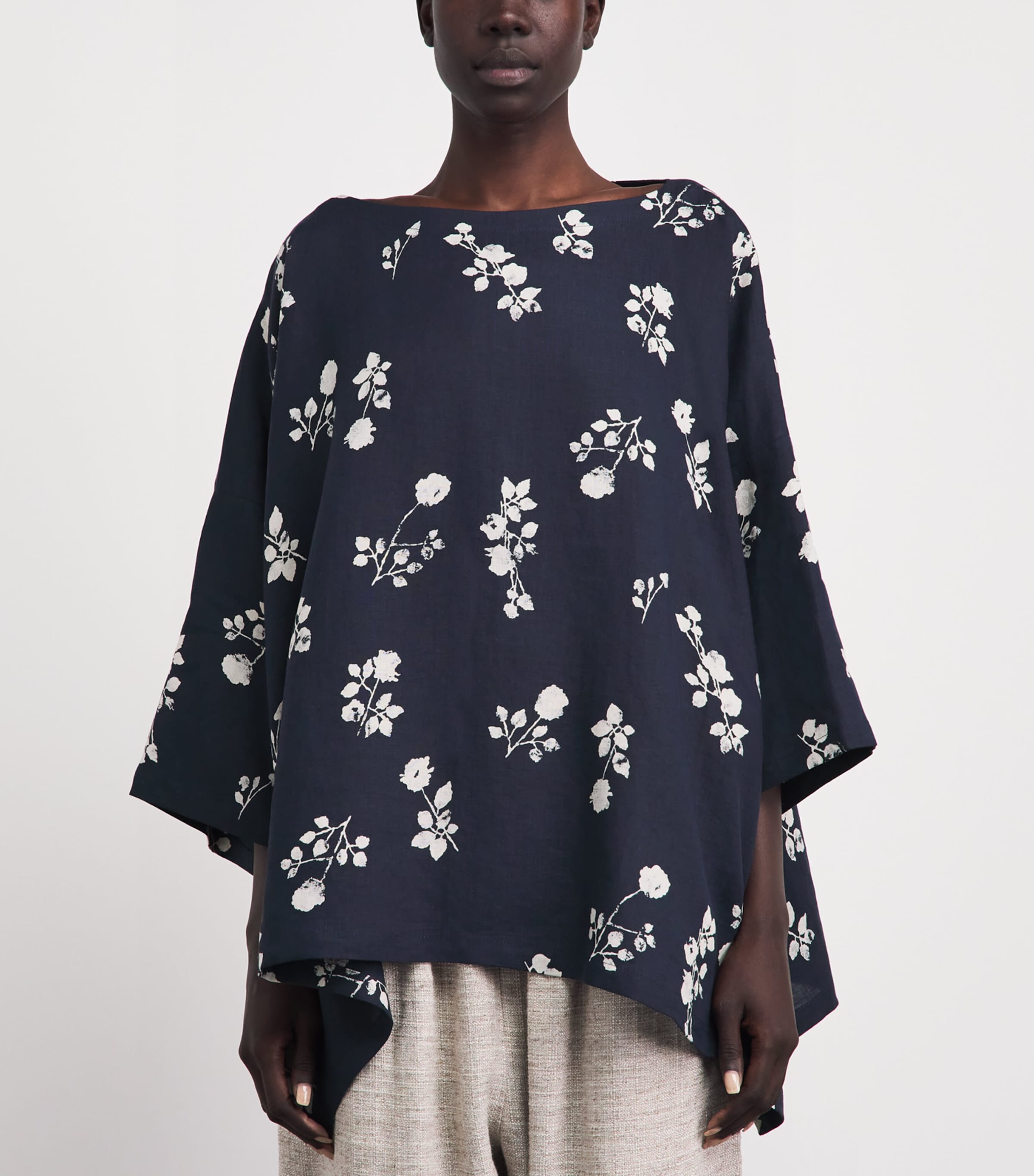 Eskandar Womens Linen Floral Boat-Neck Blouse Navy Image 4