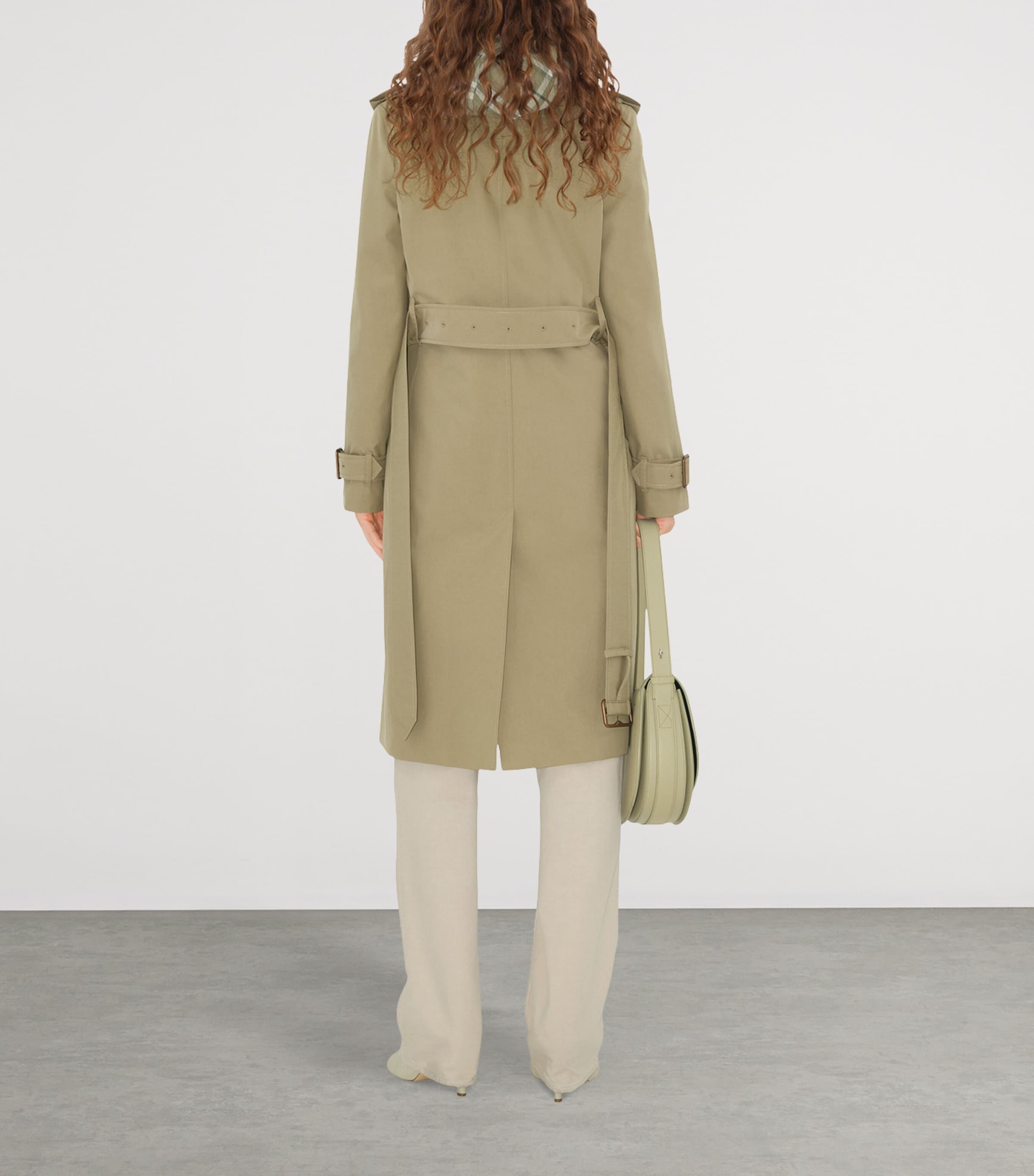 【格安】バーバリー Gabardine Raglan Coat Burberry Gabardine Trench Coat | Harrods US