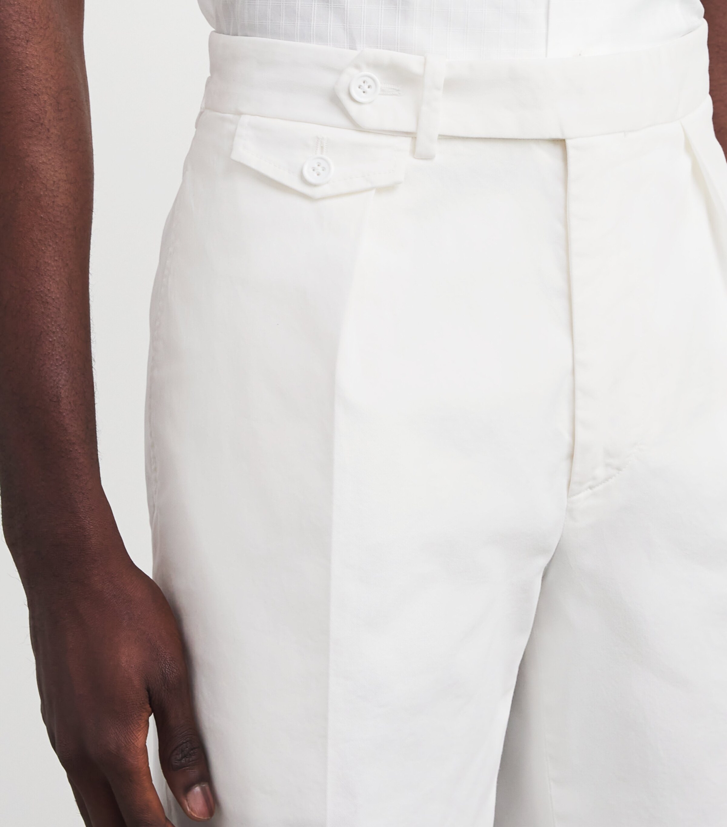Ralph Lauren Purple Label Mens x Wimbledon Stretch-Cotton Pleated Shorts Deckwash White Image 6