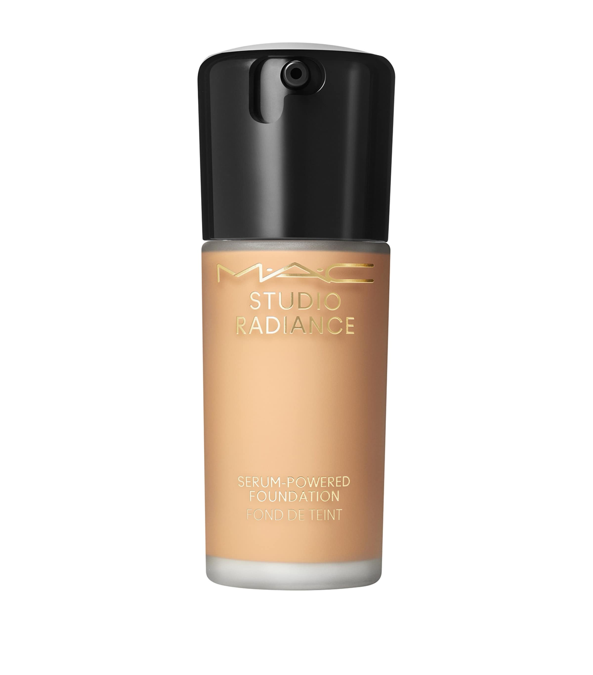 Mac Studio Radiance Serum-powered Foundation