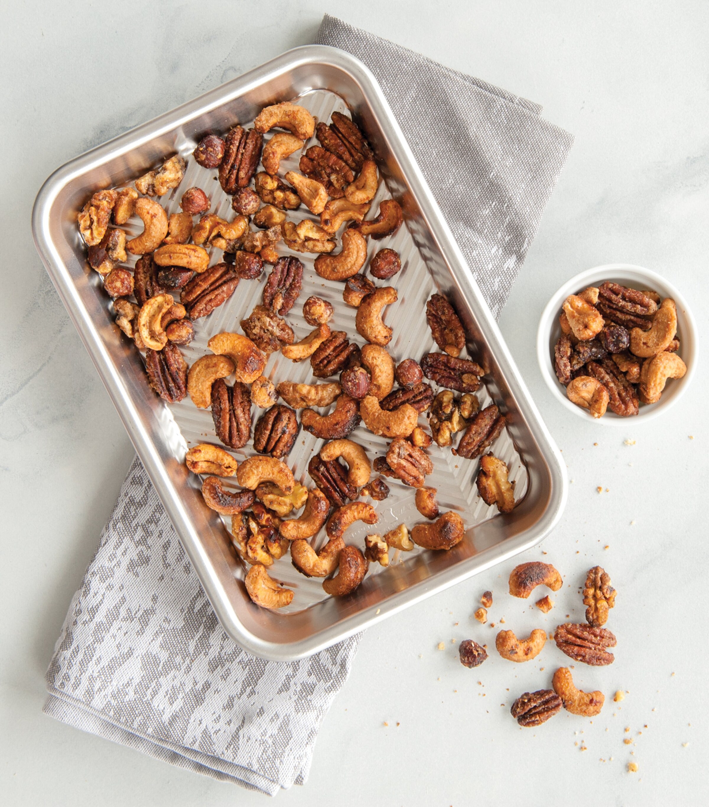 Aluminium Prism Eighth Baking Sheet (25cm x 18cm) SILVER Image 4