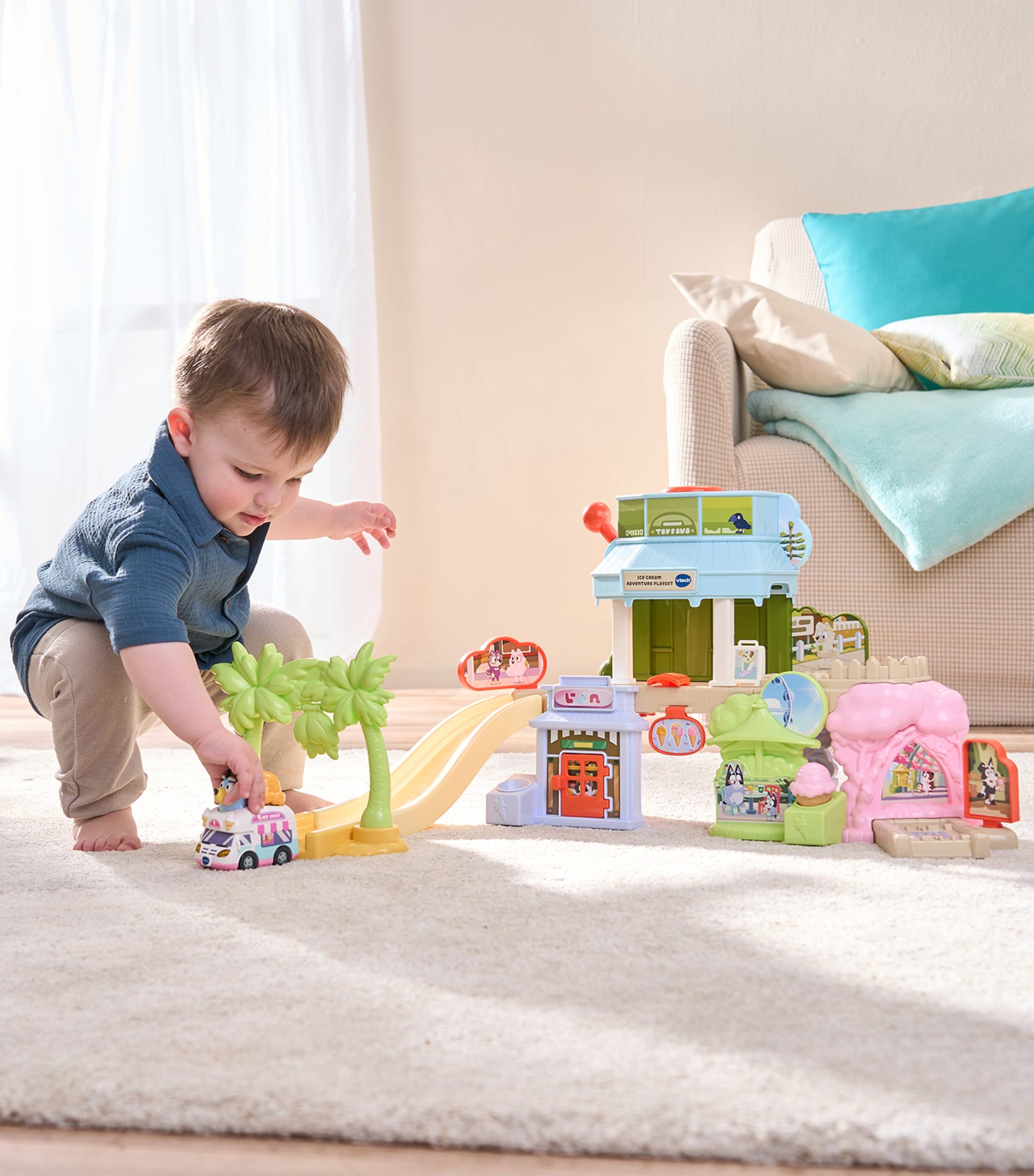 VTech Toot-Toot Drivers Bluey: Ice Cream Adventure Play Set Image 4