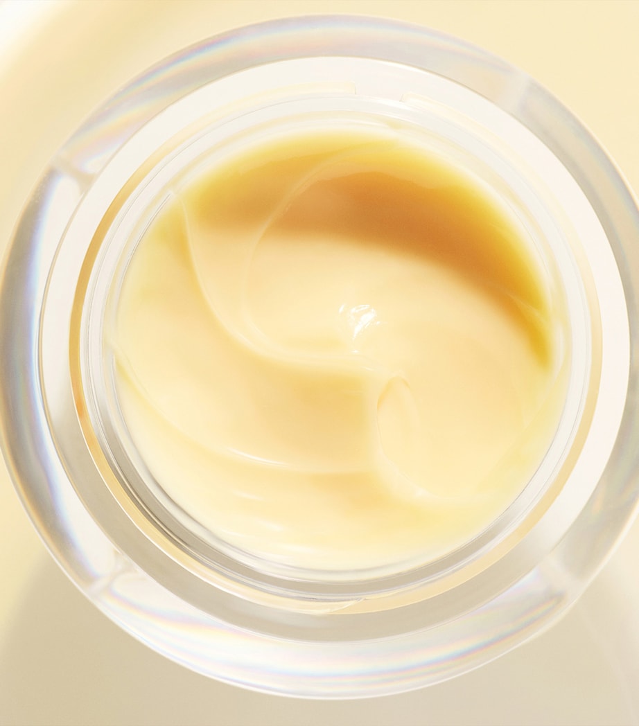 Vitamin Enriched Face Base (15ml) NO COLOUR Image 2