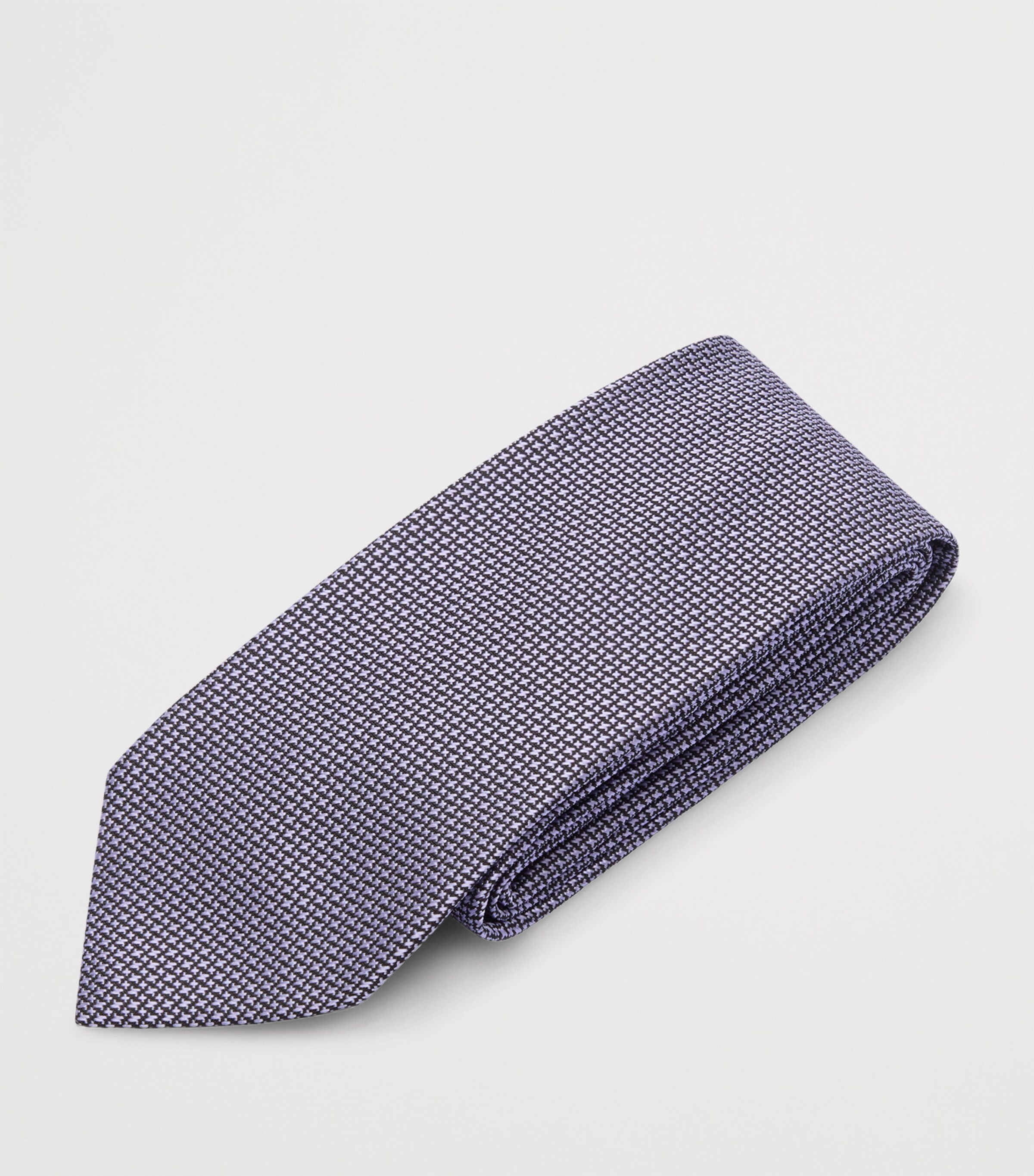 TOM FORD Silk Tonal Jacquard Tie Image 3