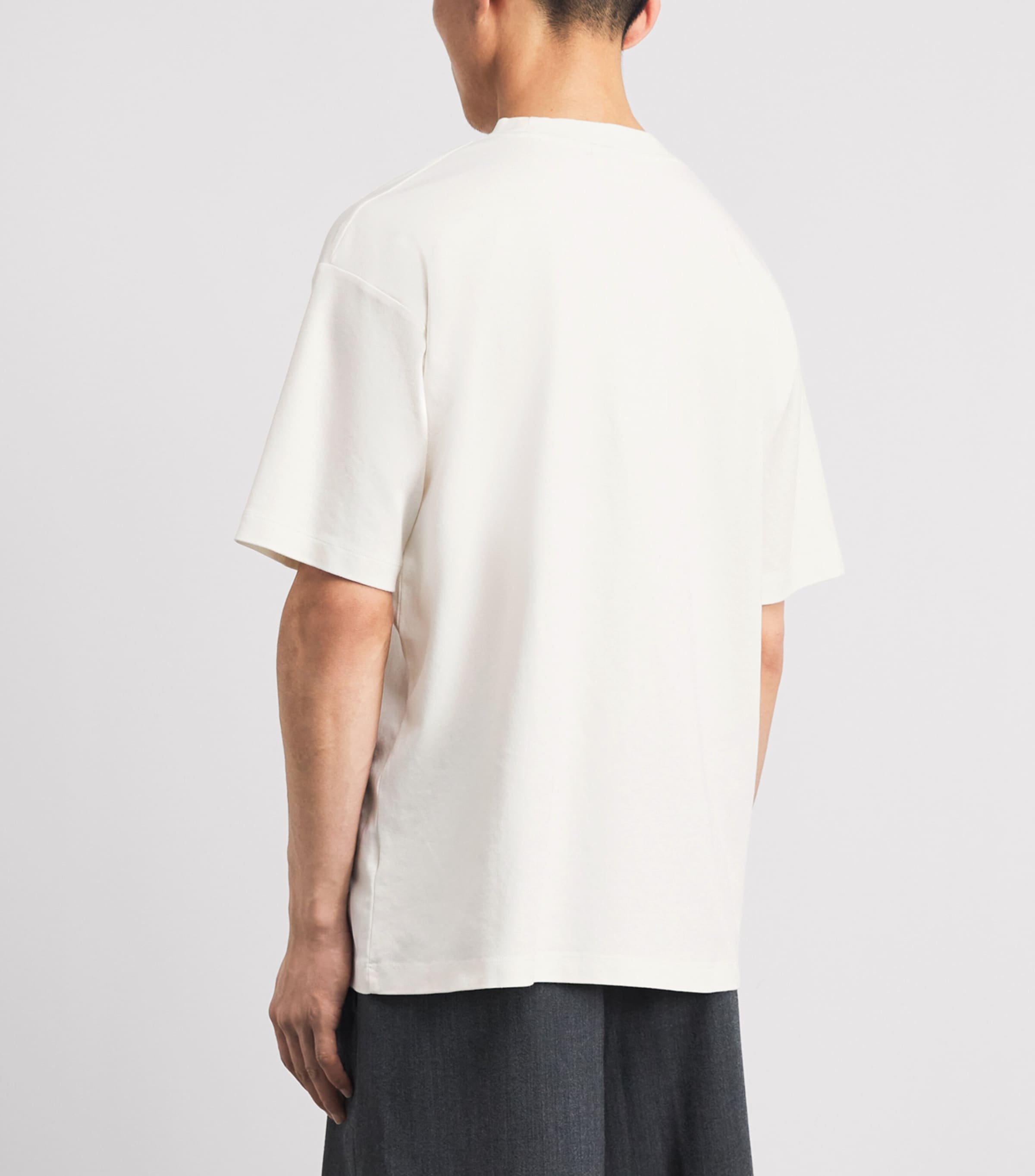 Drôle De Monsieur Mens Cotton L'Homme au Tableau T-Shirt Off White Image 5