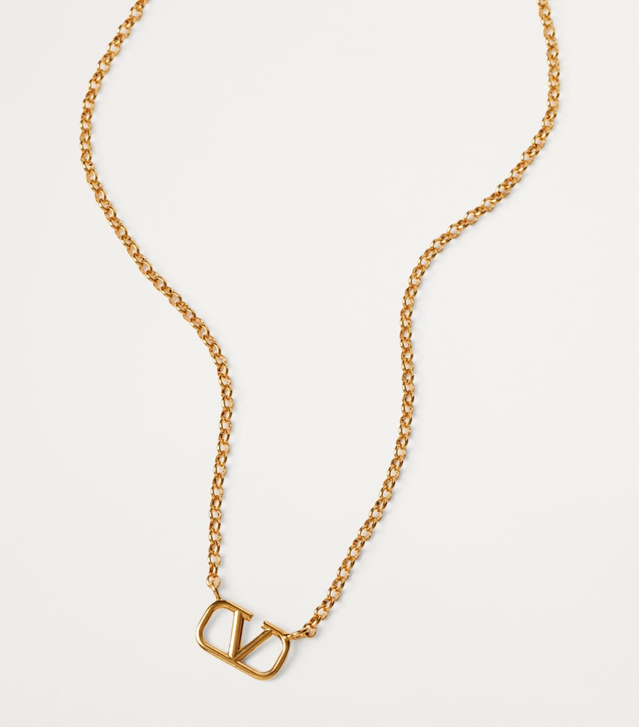 VLogo Necklace CS4 Image 2