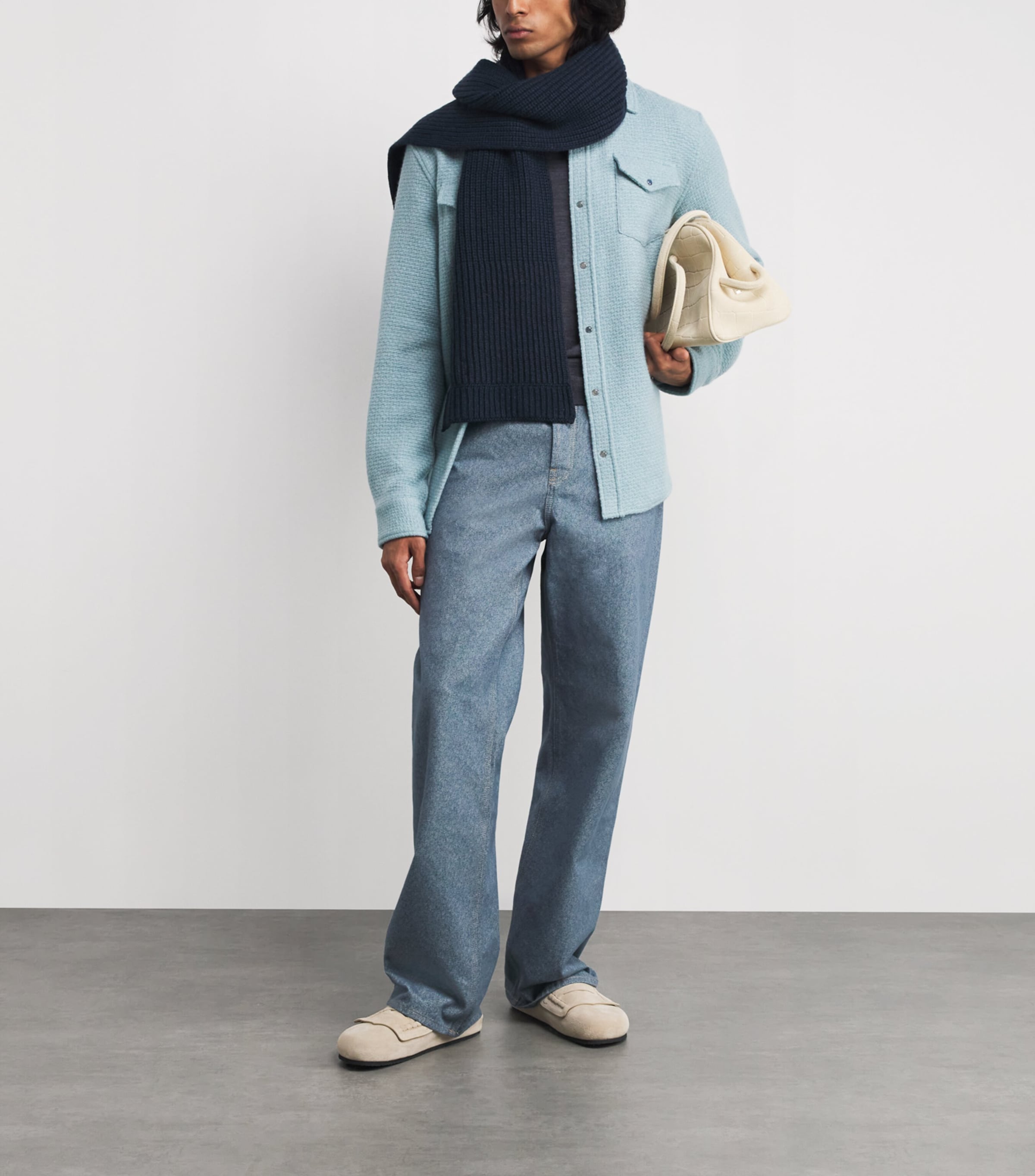 Cashmere Donegal Scarf Q25312 NAVY/GREEN Image 3