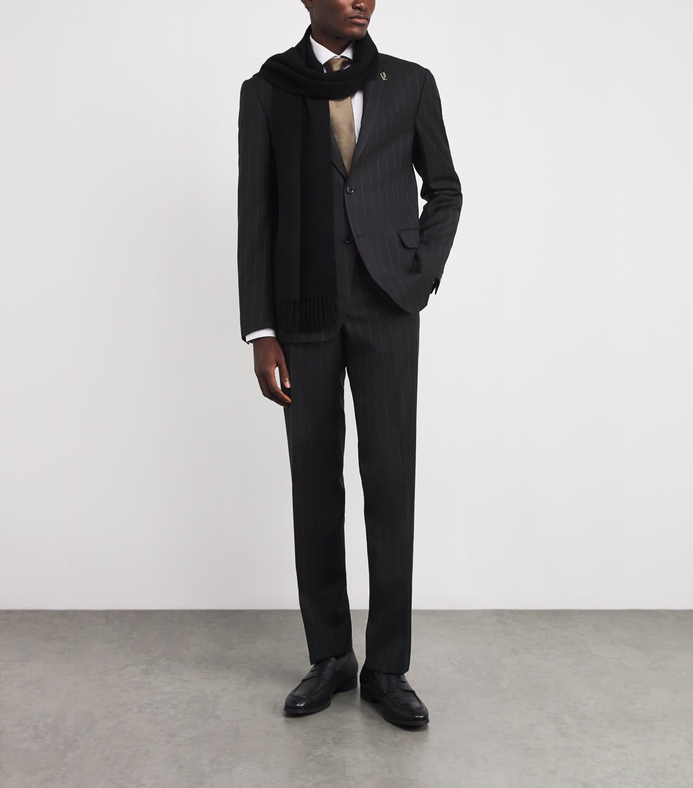 Virgin Wool Pinstripe 2-Piece Suit 20 BLACK Image 2