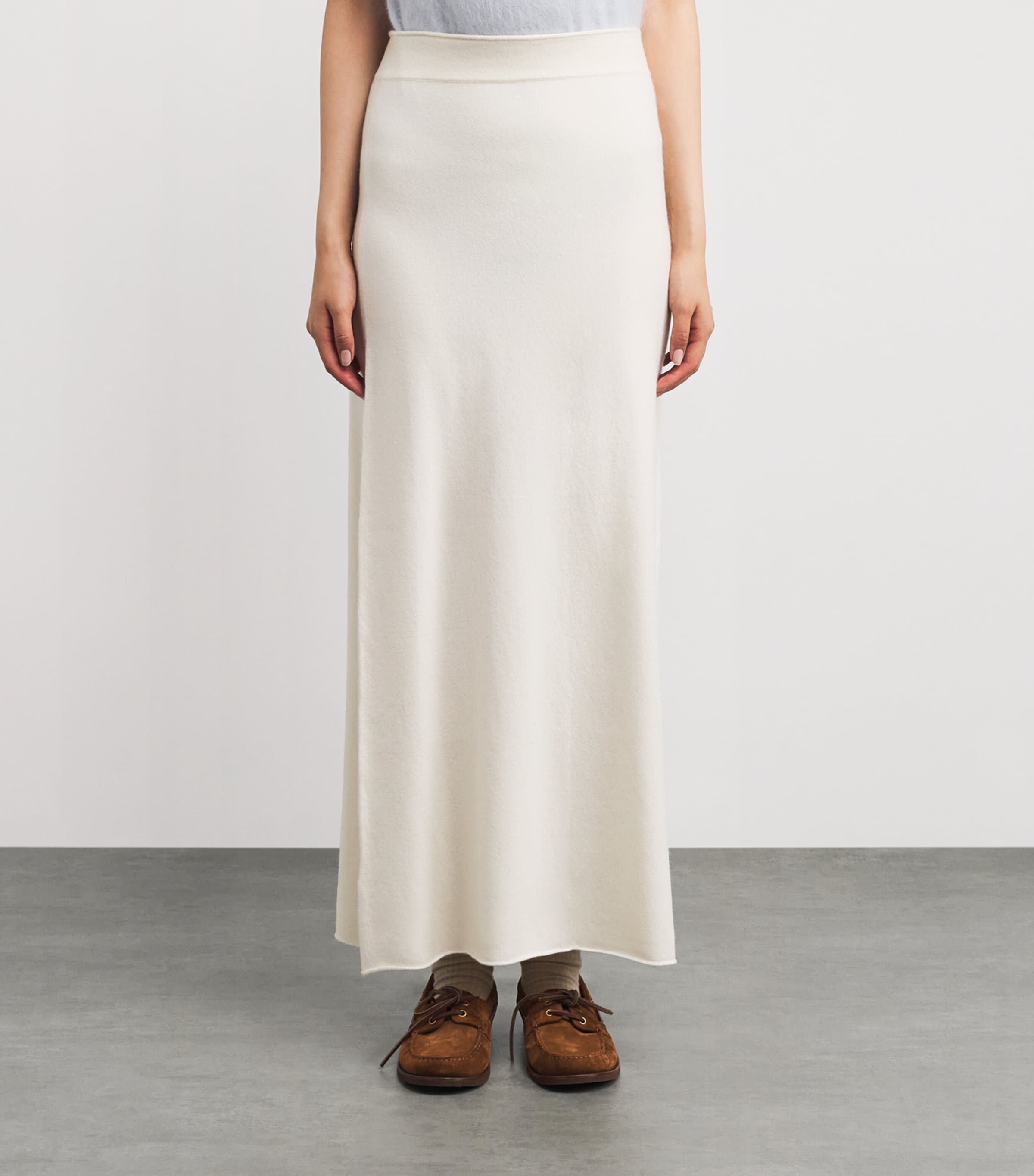 arch 4 Womens Cashmere Parker Maxi Skirt Ivory Image 3
