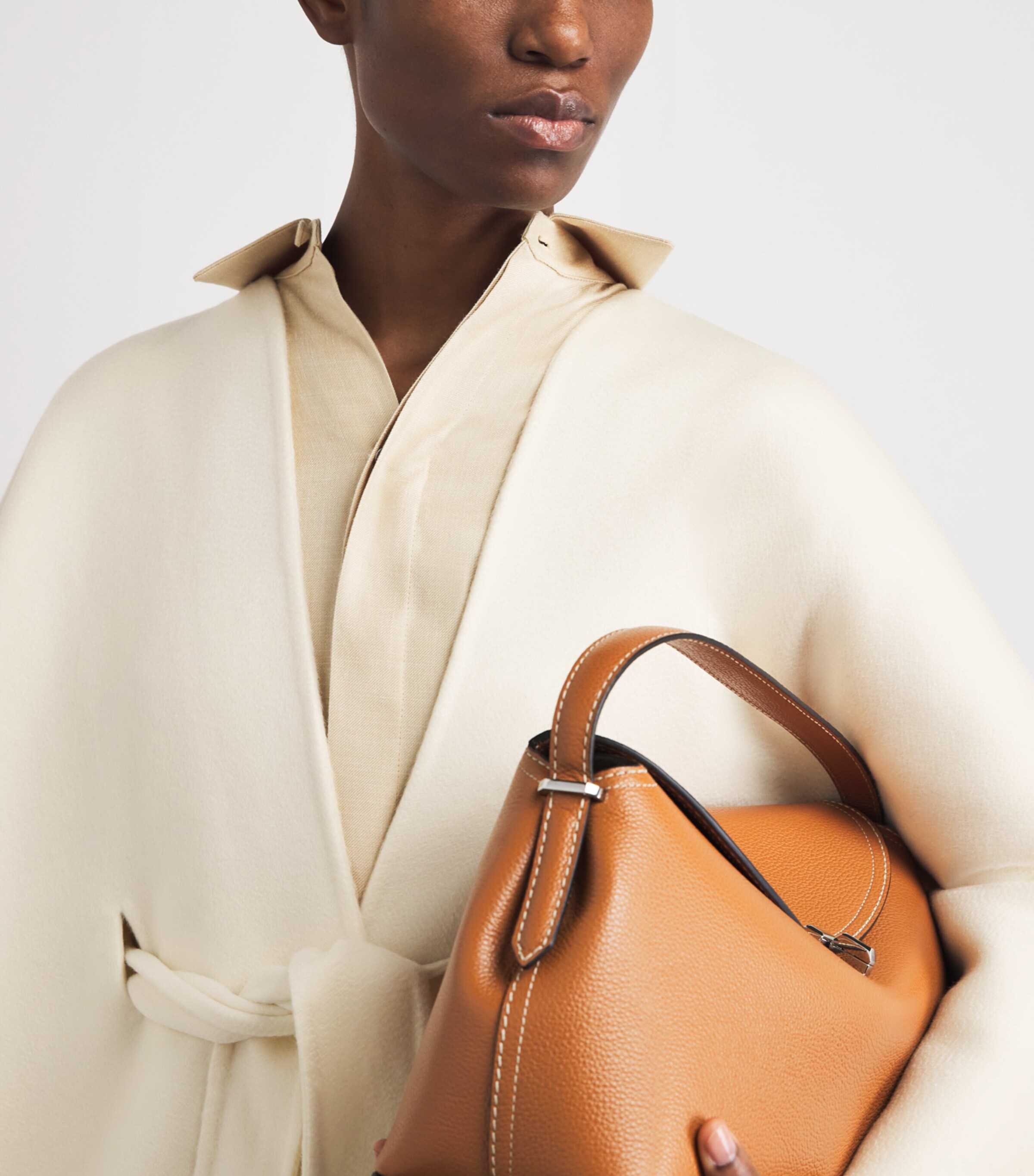 Colombo Womens Cashmere Belted Cape Image 3