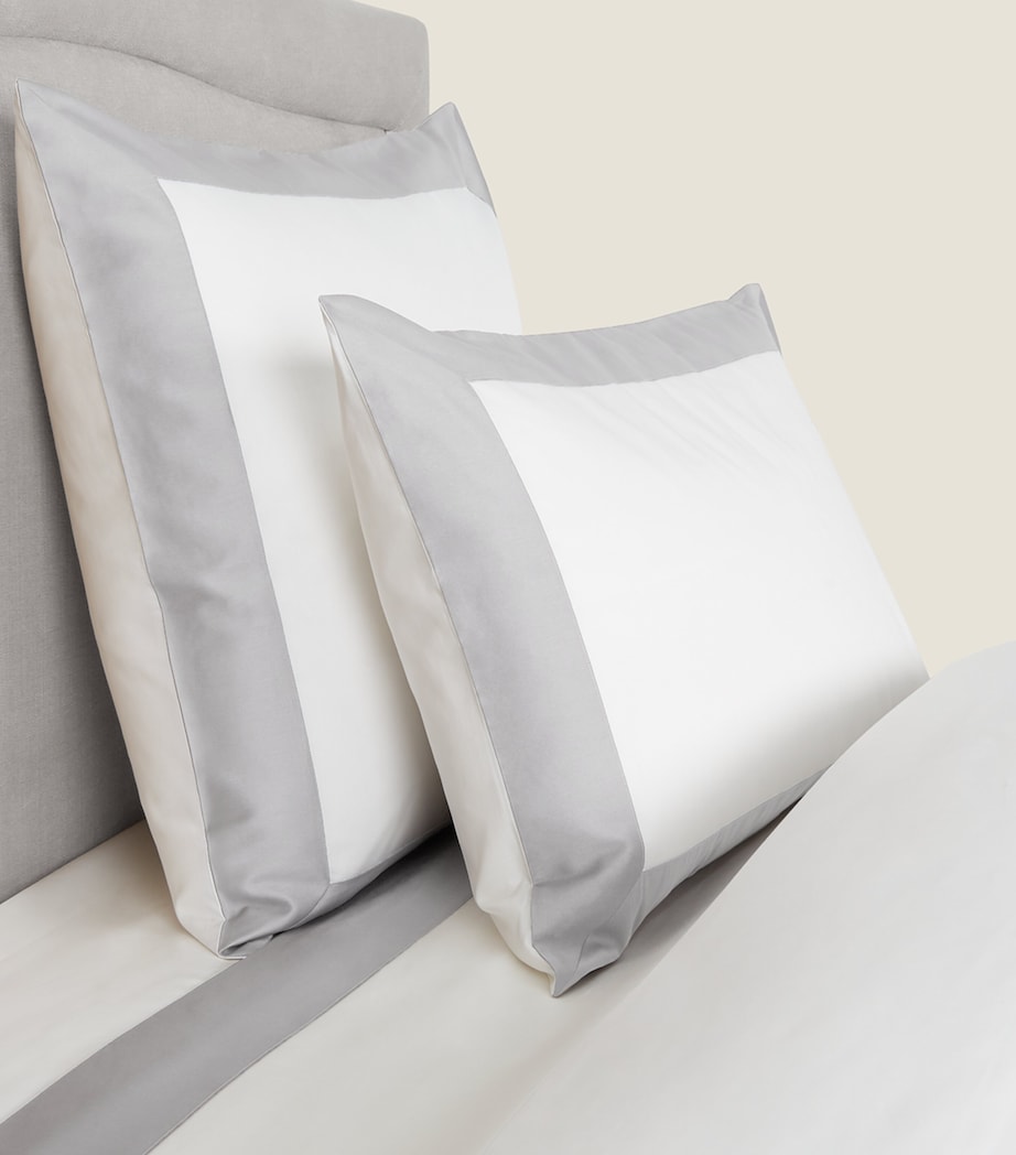 Bold Super King Duvet Cover Set (260cm x 220cm) BN57  MILKROCK Image 2