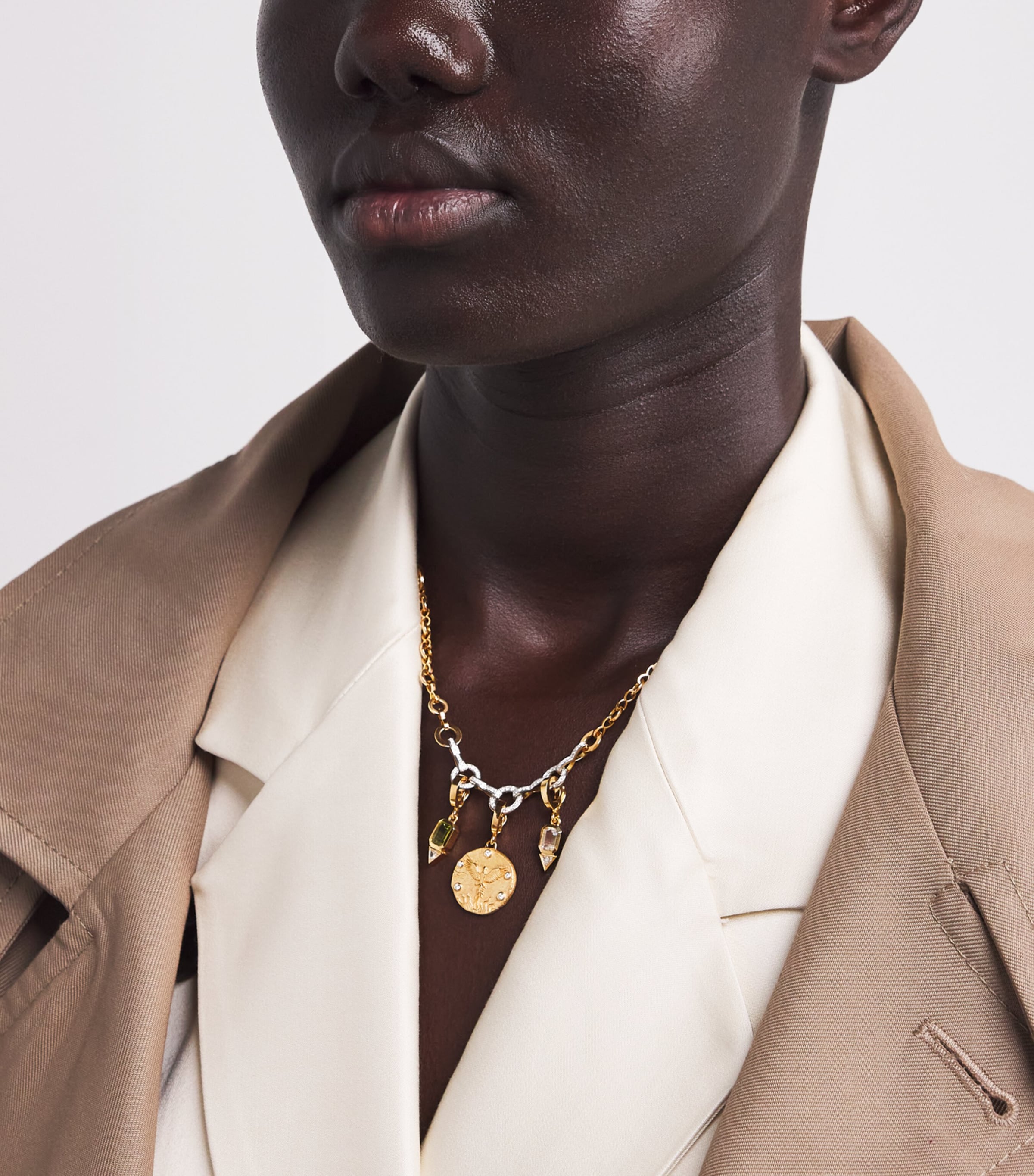 Yellow Gold, Peridot and Diamond August Charm YELLOW GOLD Image 4