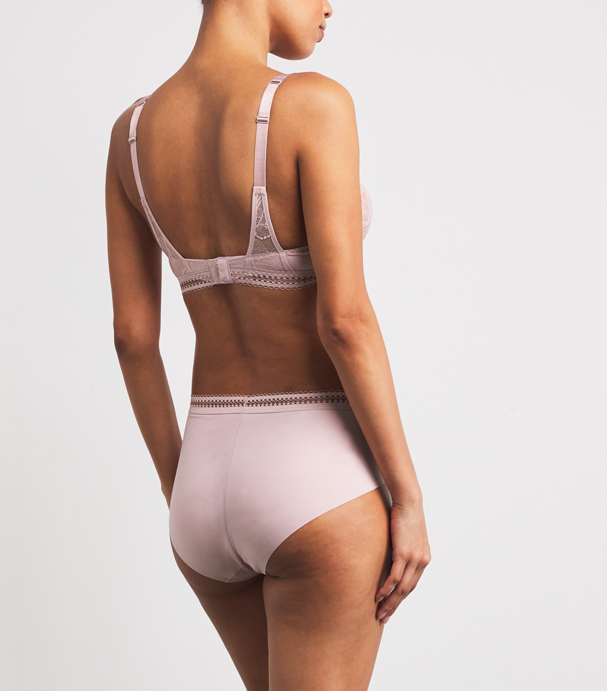 Maison Lejaby Womens Lace Songe Bra Misty Rose Image 3