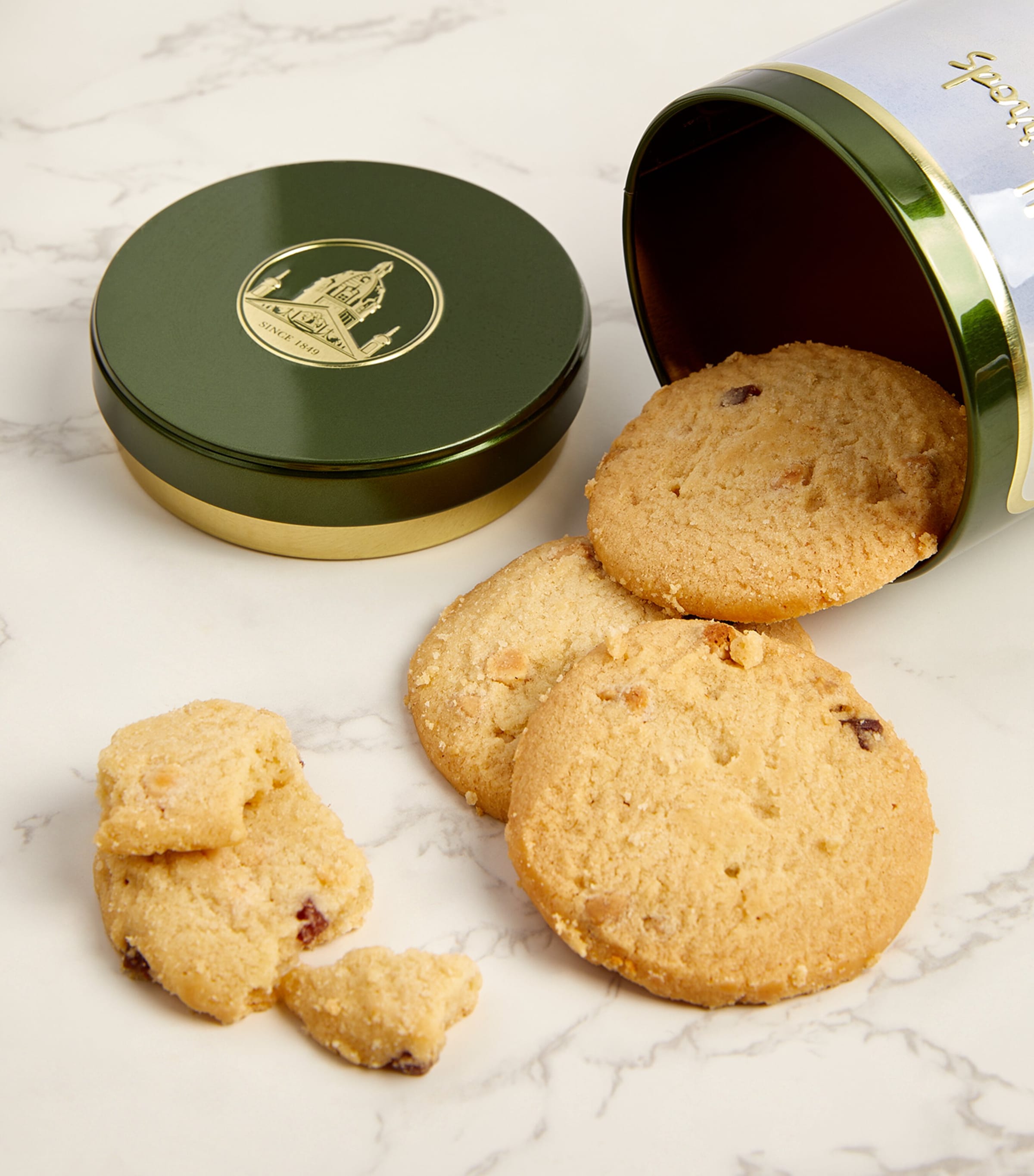 Strawberries & Cream Biscuits NO COLOUR Image 3