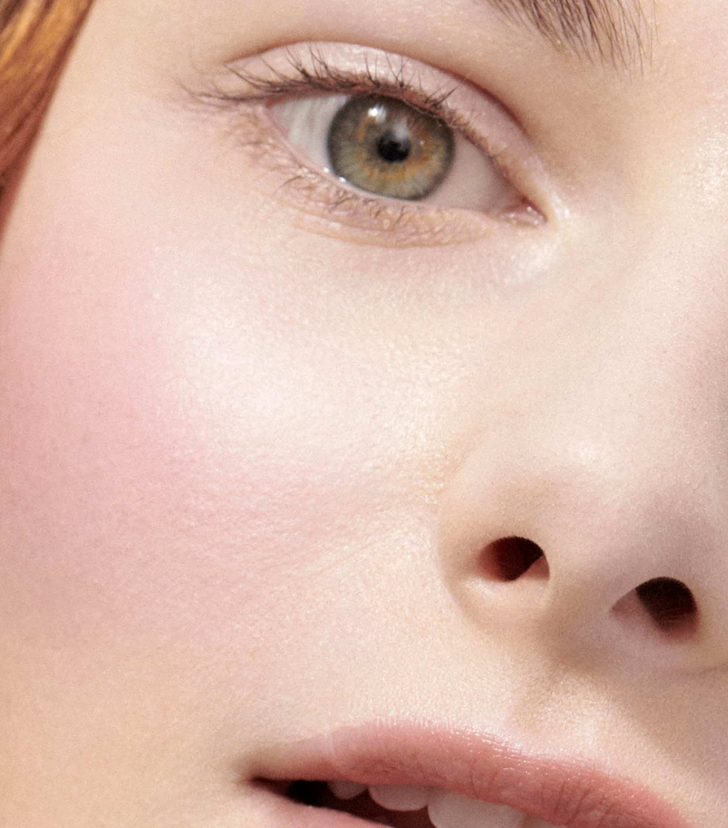 Baby Cheeks Blush Stick DOU DOU Image 2