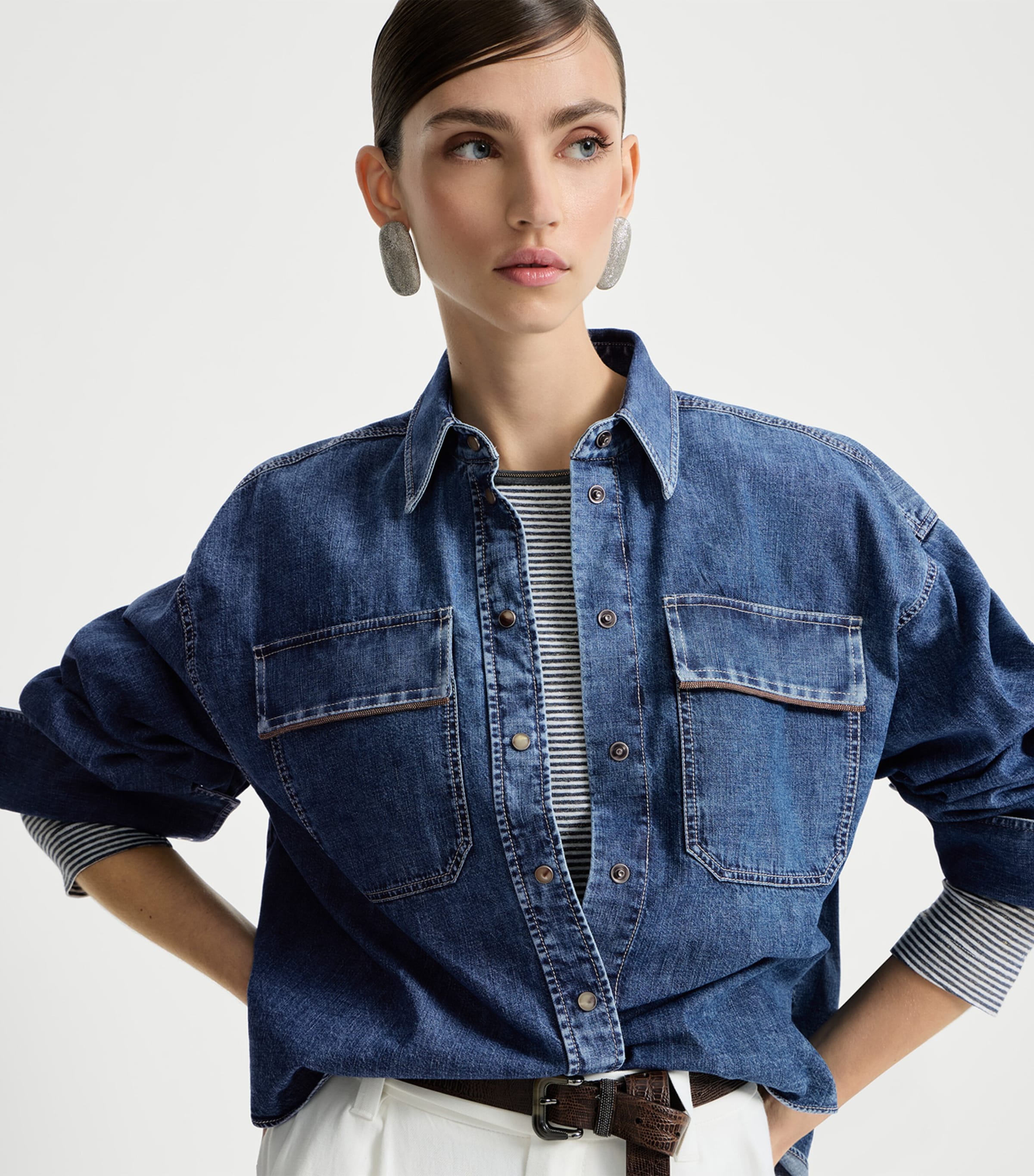 Brunello Cucinelli Womens Denim Monili-Embellished Shirt Image 4