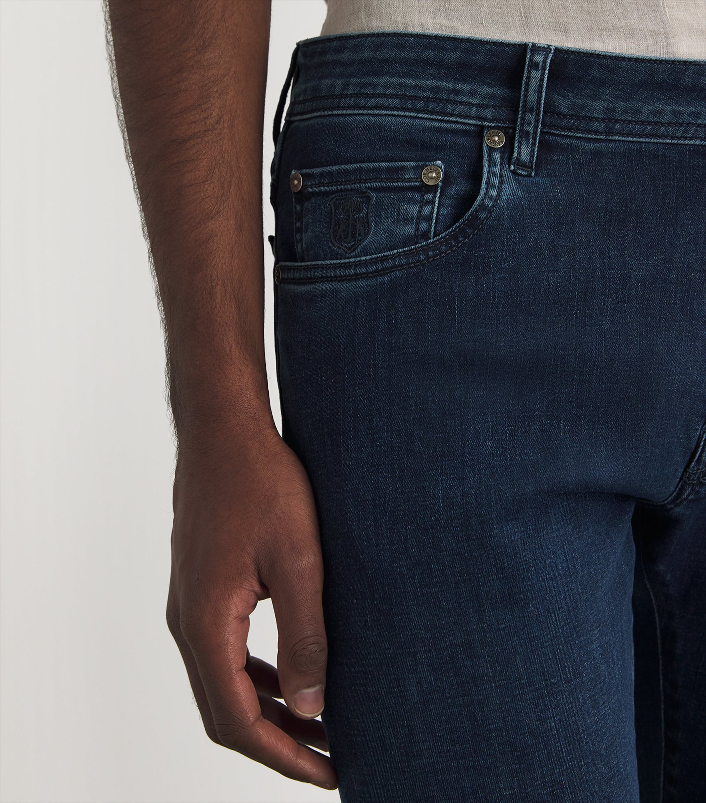 Embroidered-Logo Straight Jeans 003 CHINA BLUE Image 6