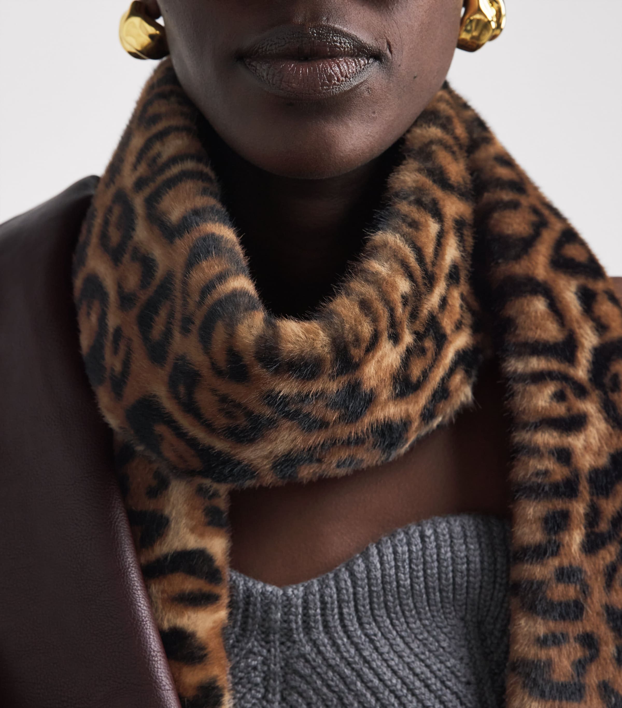 Source Unknown Faux Fur Inko Scarf Brown Image 3