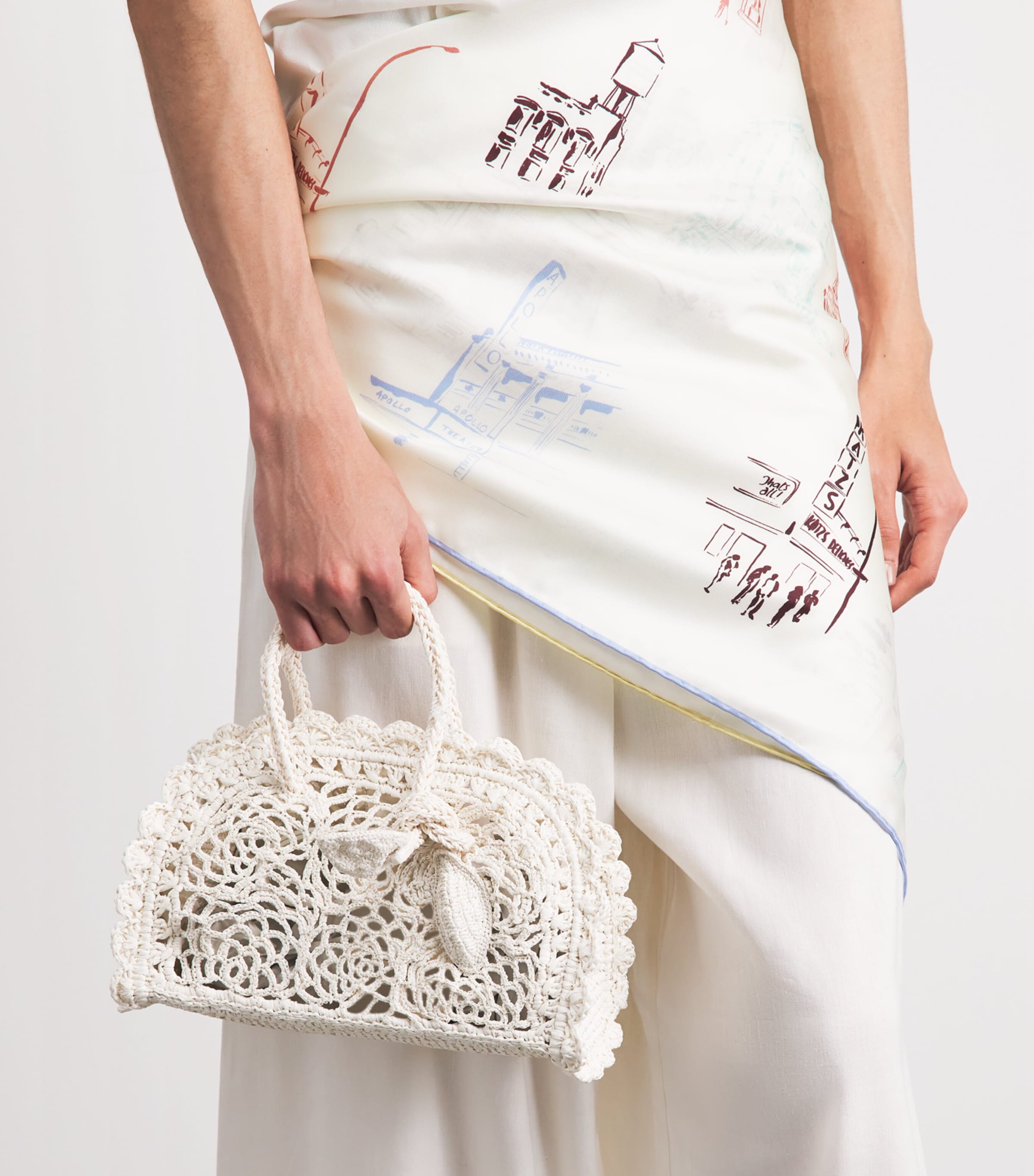 Jacquemus Raffia Le Petite Turismo Top-Handle Bag White Image 2